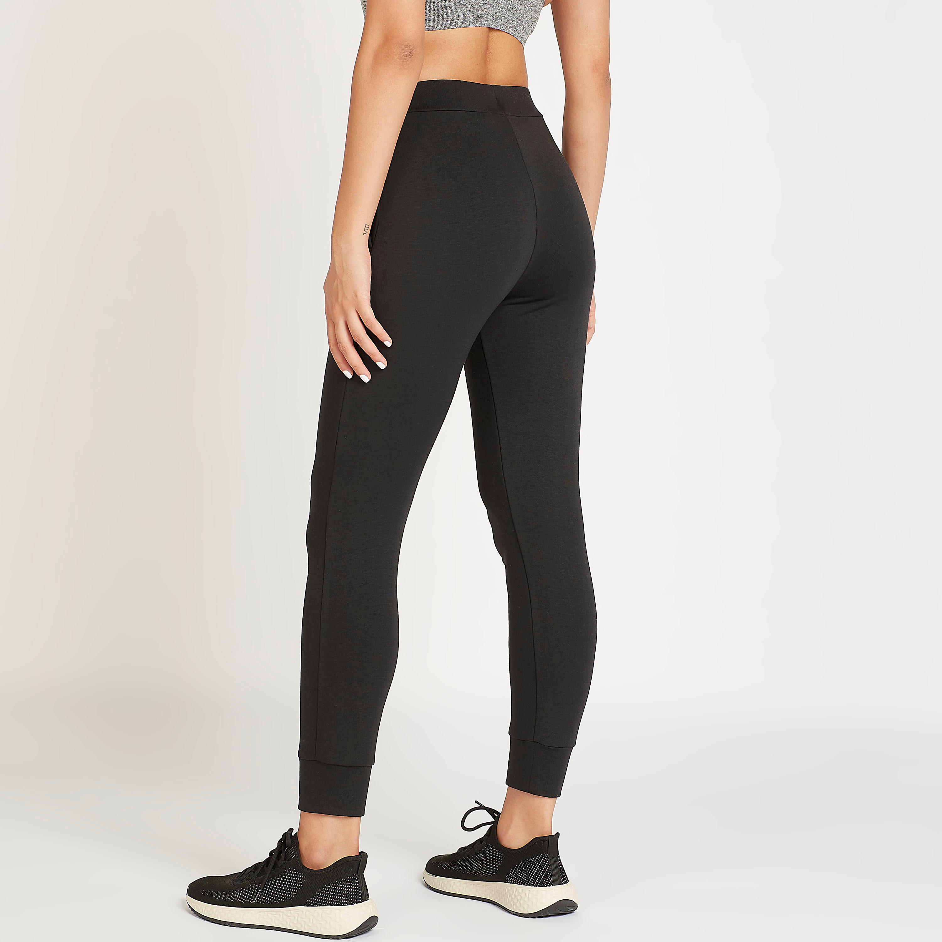 بنطلون رياضي مستدام سادة بجيوب-women-clothing-sportswearandactivewear-bottoms-image-4
