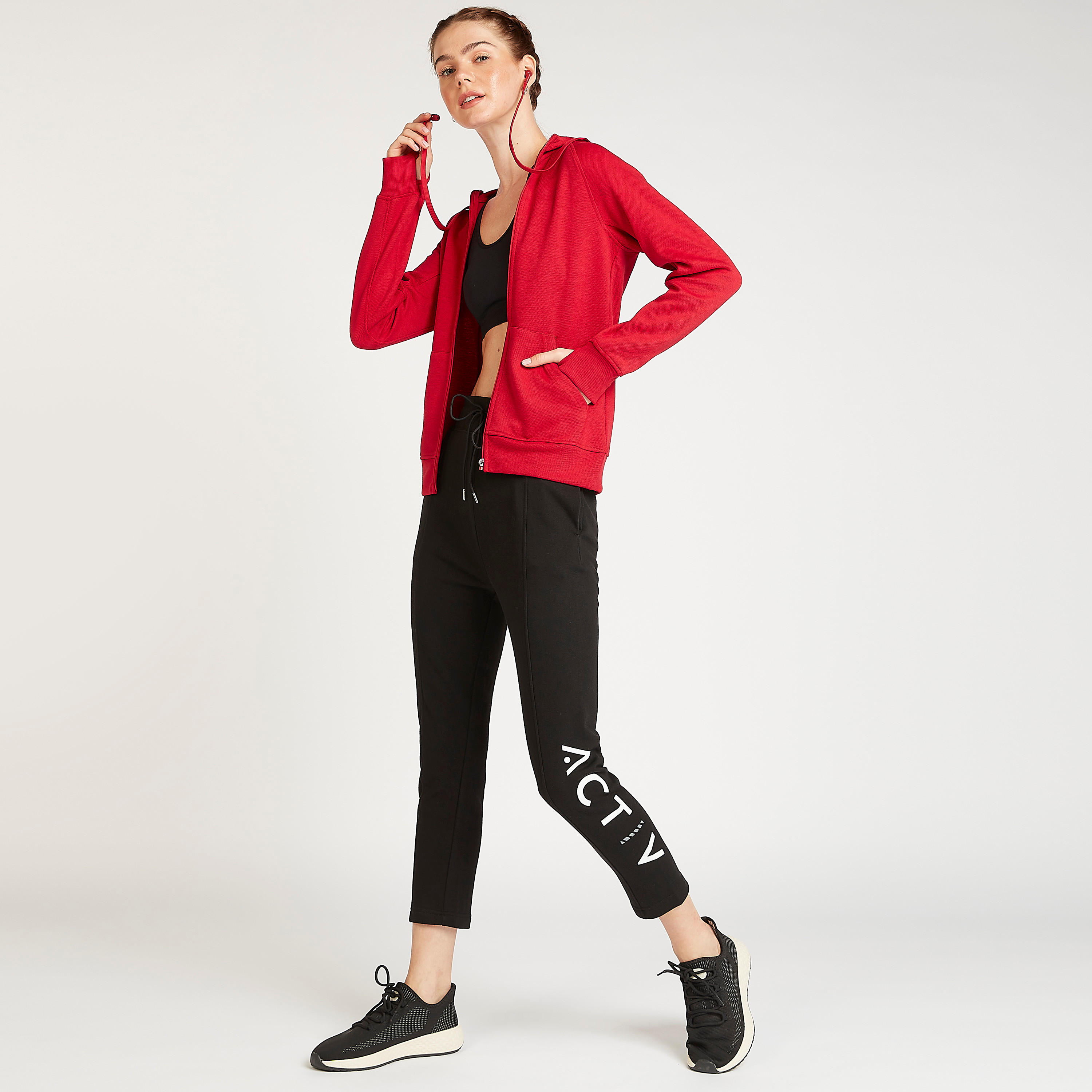 هودي سادة بأكمام طويلة وسحاب إغلاق-women-clothing-sportswearandactivewear-hoodiesandsweatshirts-image-3