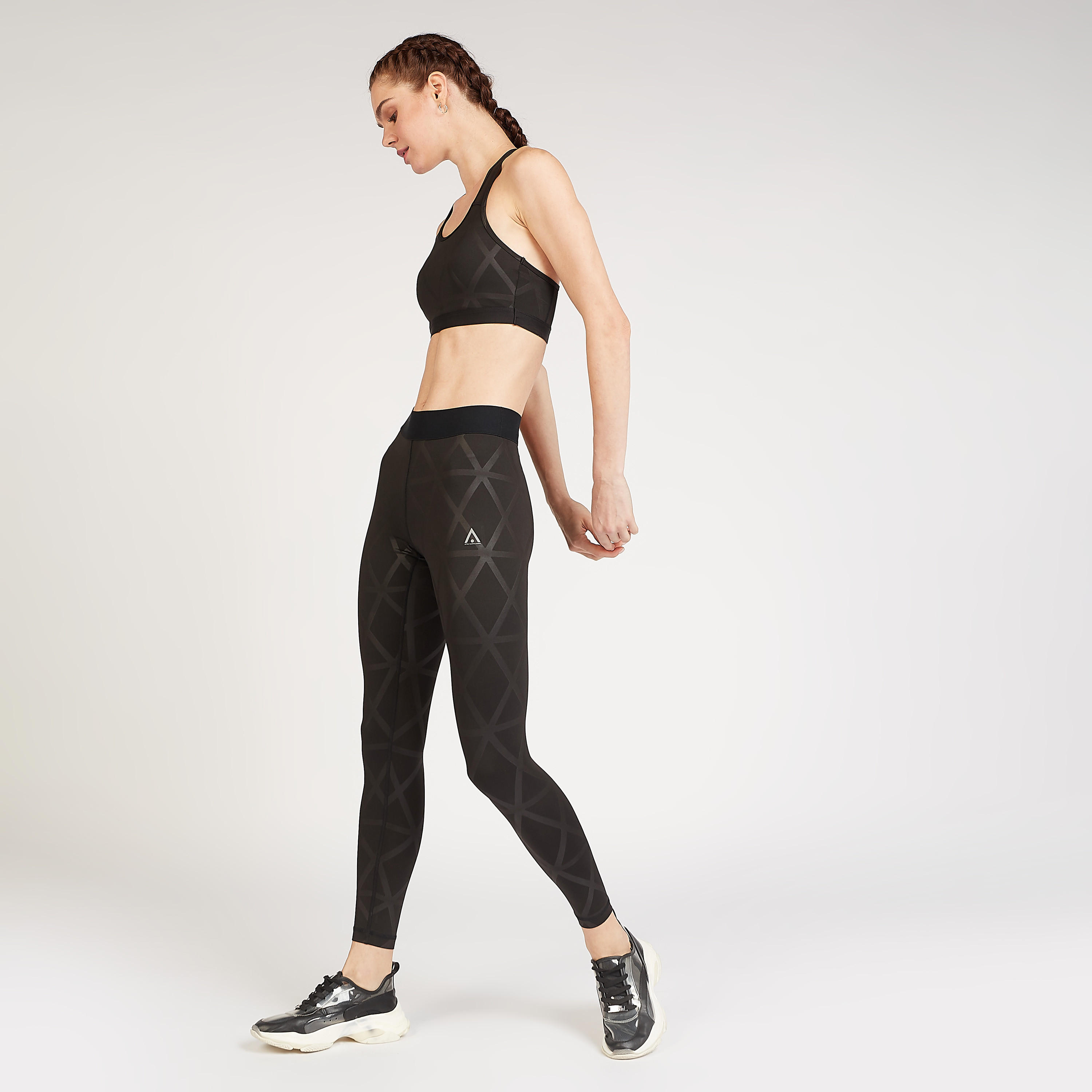 صدرية رياضية مستدامة بطبعات وياقة عميقة وظهر ريسر-sports-women-clothing-sportsbras-image-2