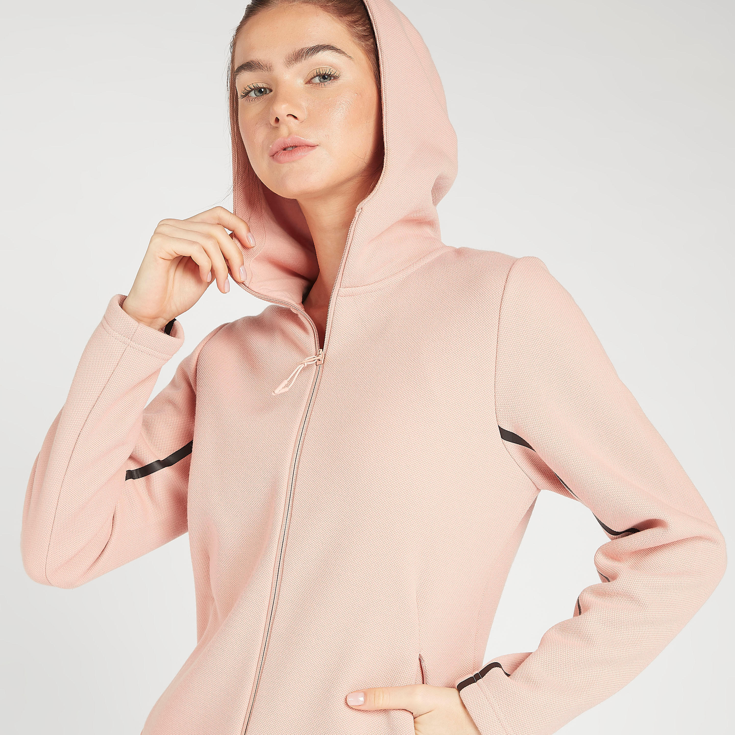 جاكيت مستدام سادة بأكمام طويلة وسحّاب إغلاق وقبّعة-women-clothing-sportswearandactivewear-hoodiesandsweatshirts-image-8