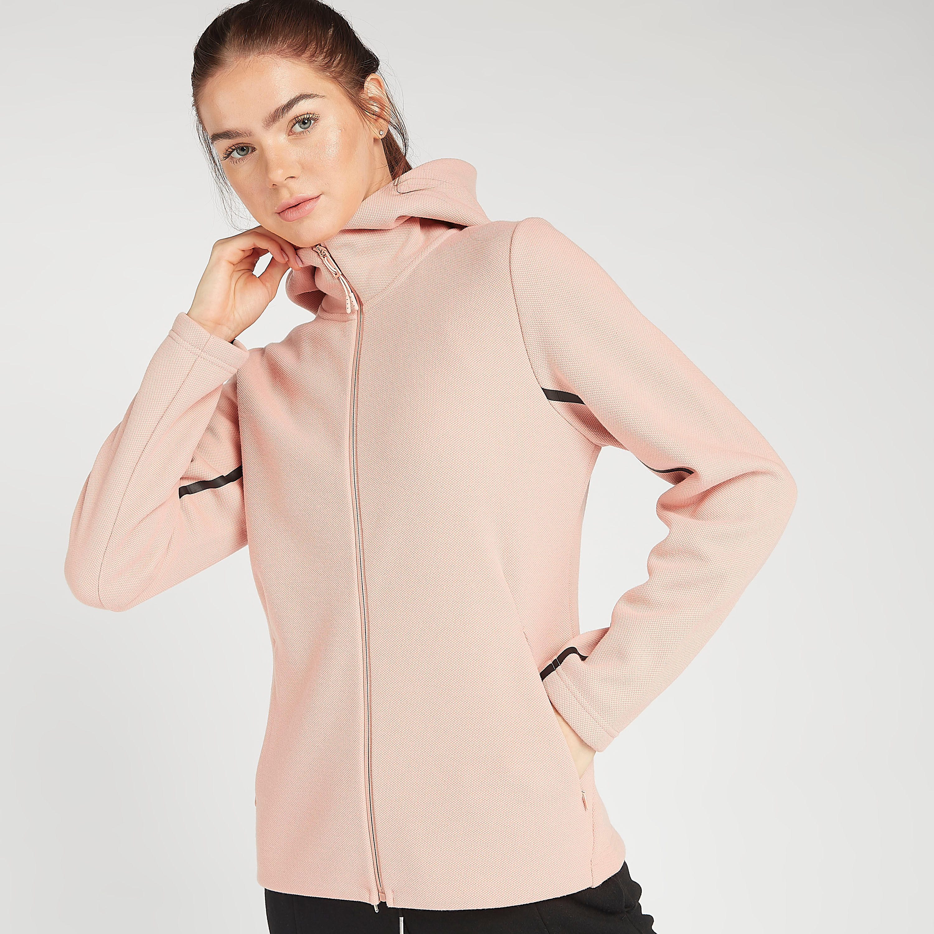 جاكيت مستدام سادة بأكمام طويلة وسحّاب إغلاق وقبّعة-women-clothing-sportswearandactivewear-hoodiesandsweatshirts-image-4
