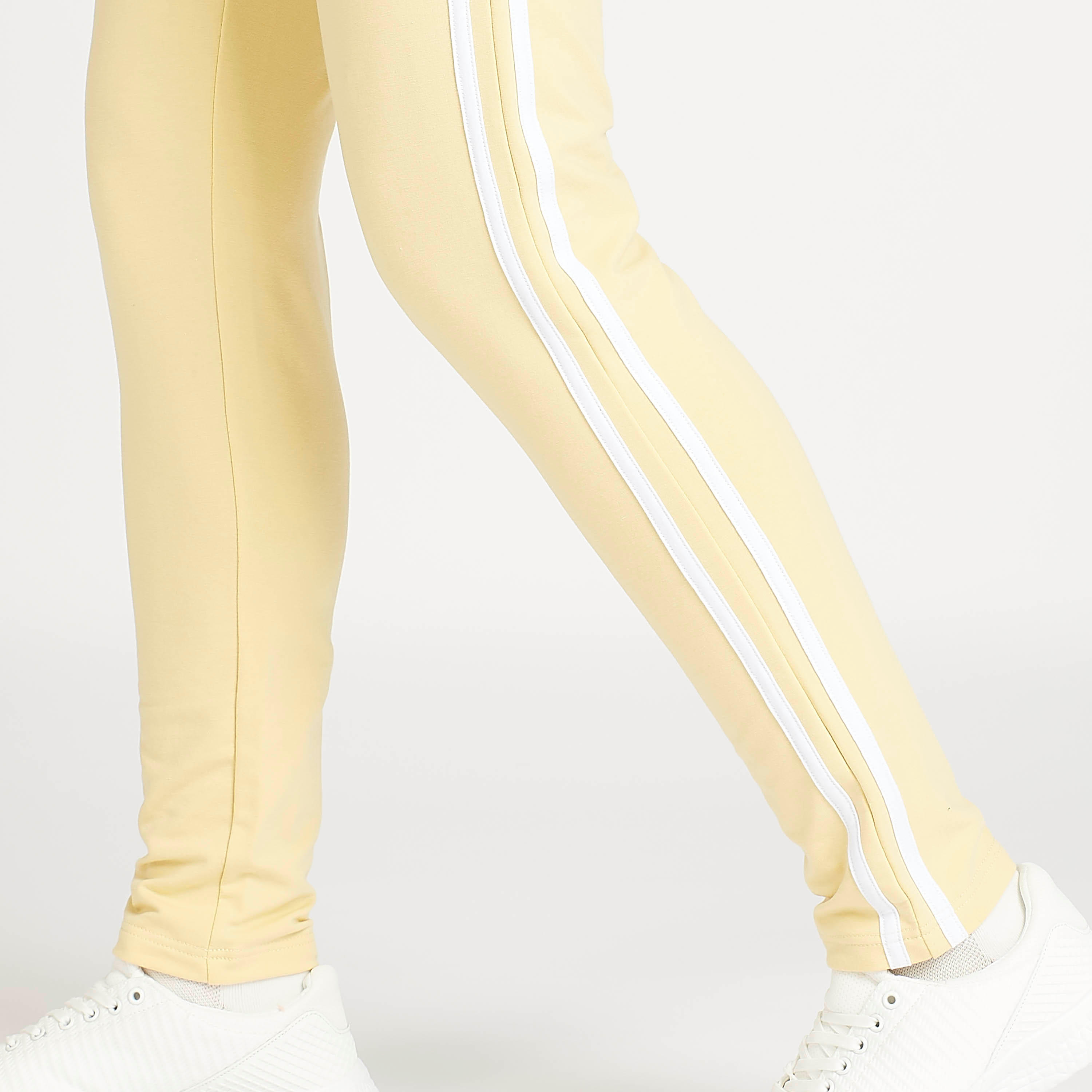 بنطلون رياضي سادة بتفاصيل شريطة ورباط إغلاق-women-clothing-sportswearandactivewear-bottoms-image-6