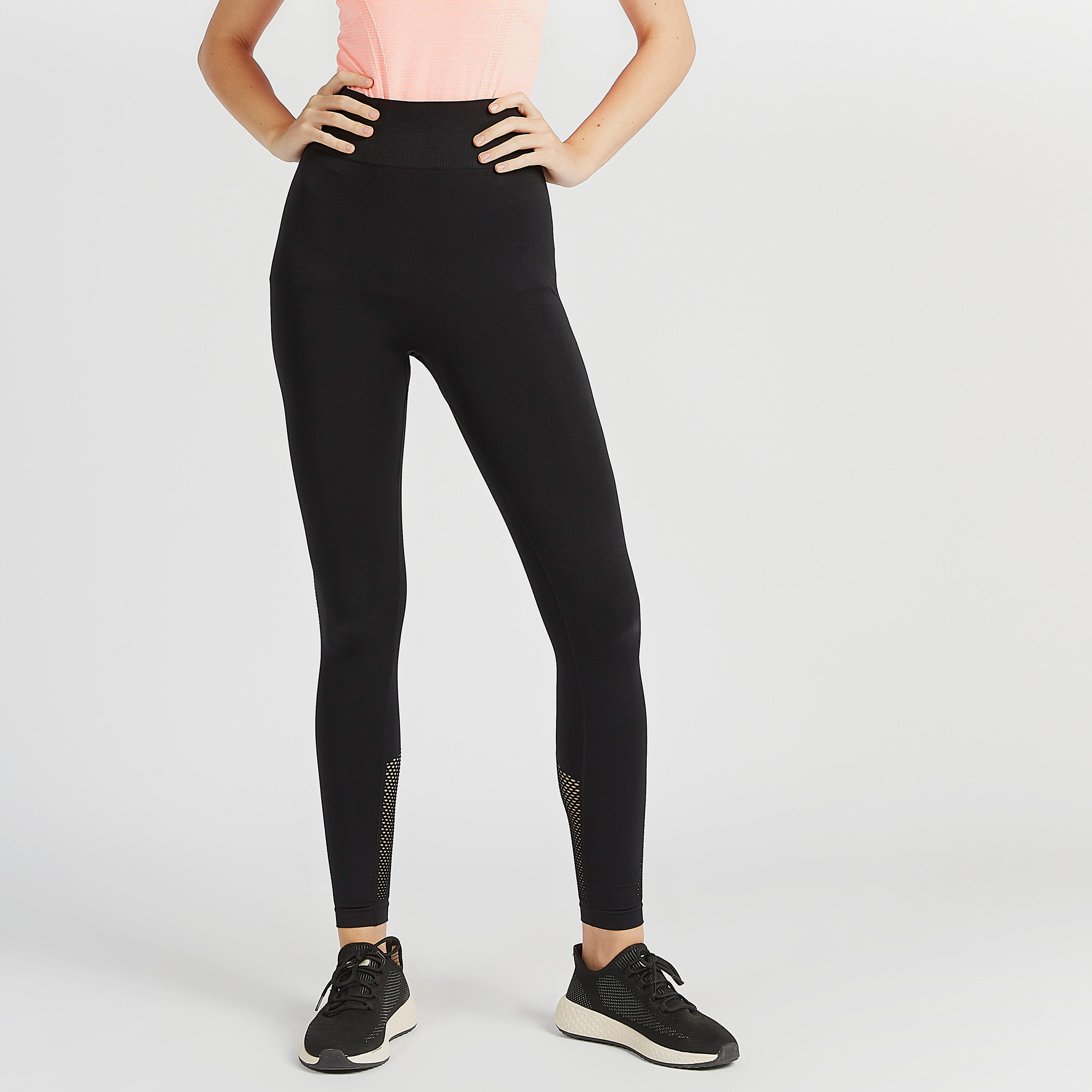 بنطلون ليقنز سادة بخصر مرتفع وتفاصيل شبكية-women-clothing-bottoms-leggings-image-1