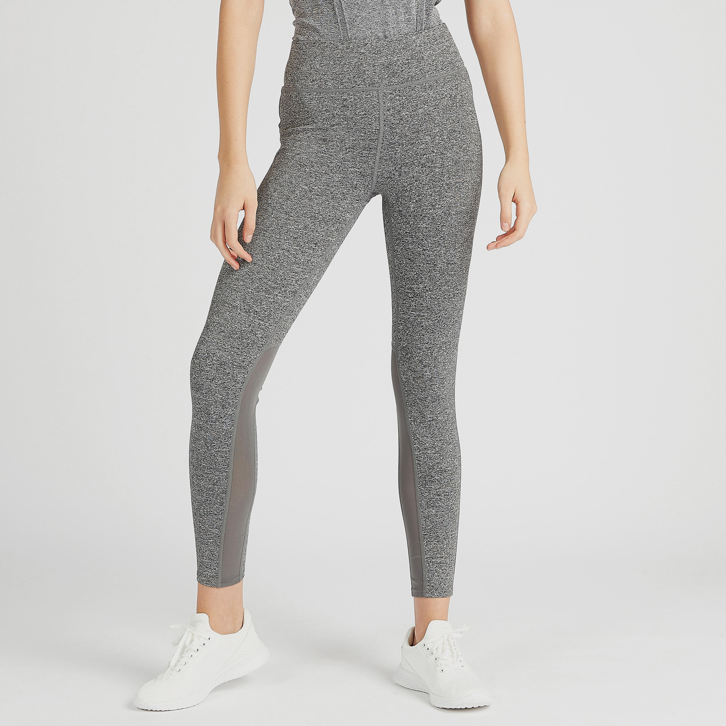 بنطلون ليقنز سادة بخصر مرتفع وتفاصيل شبكية-women-clothing-bottoms-leggings-image-6
