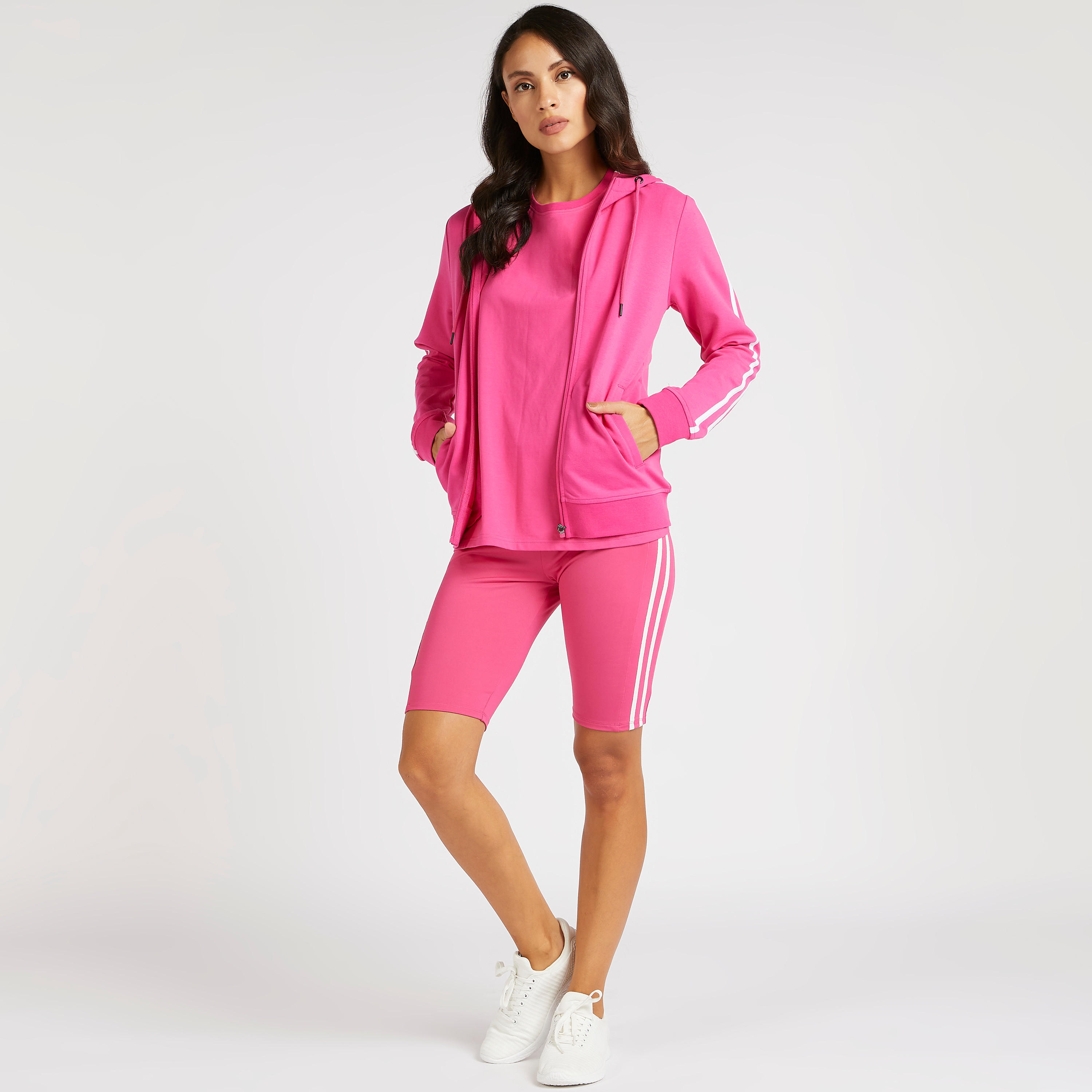 جاكيت سادة بقبّعة وأكمام طويلة-women-clothing-sportswearandactivewear-coatsandjackets-jackets-image-4