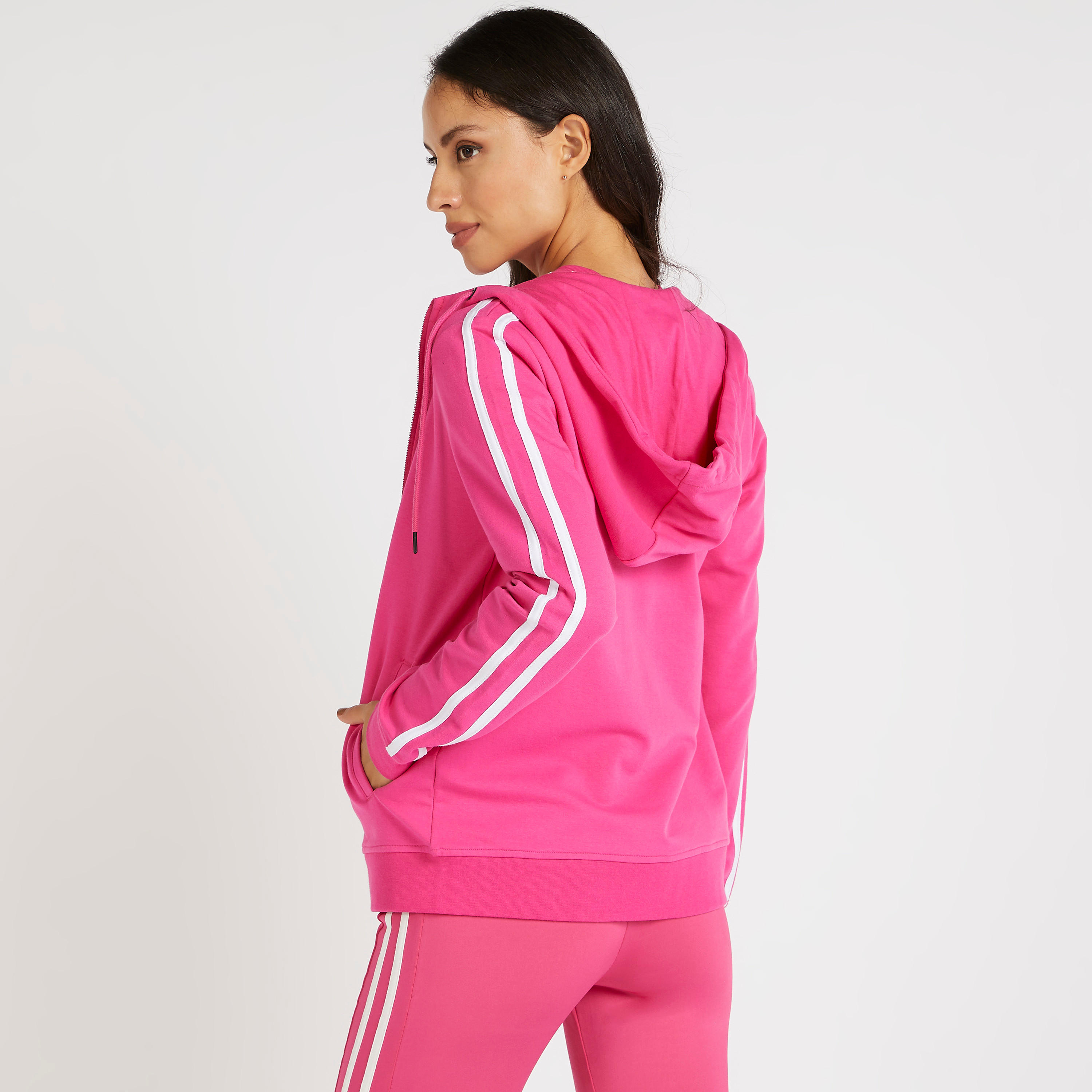 جاكيت سادة بقبّعة وأكمام طويلة-women-clothing-sportswearandactivewear-coatsandjackets-jackets-image-1