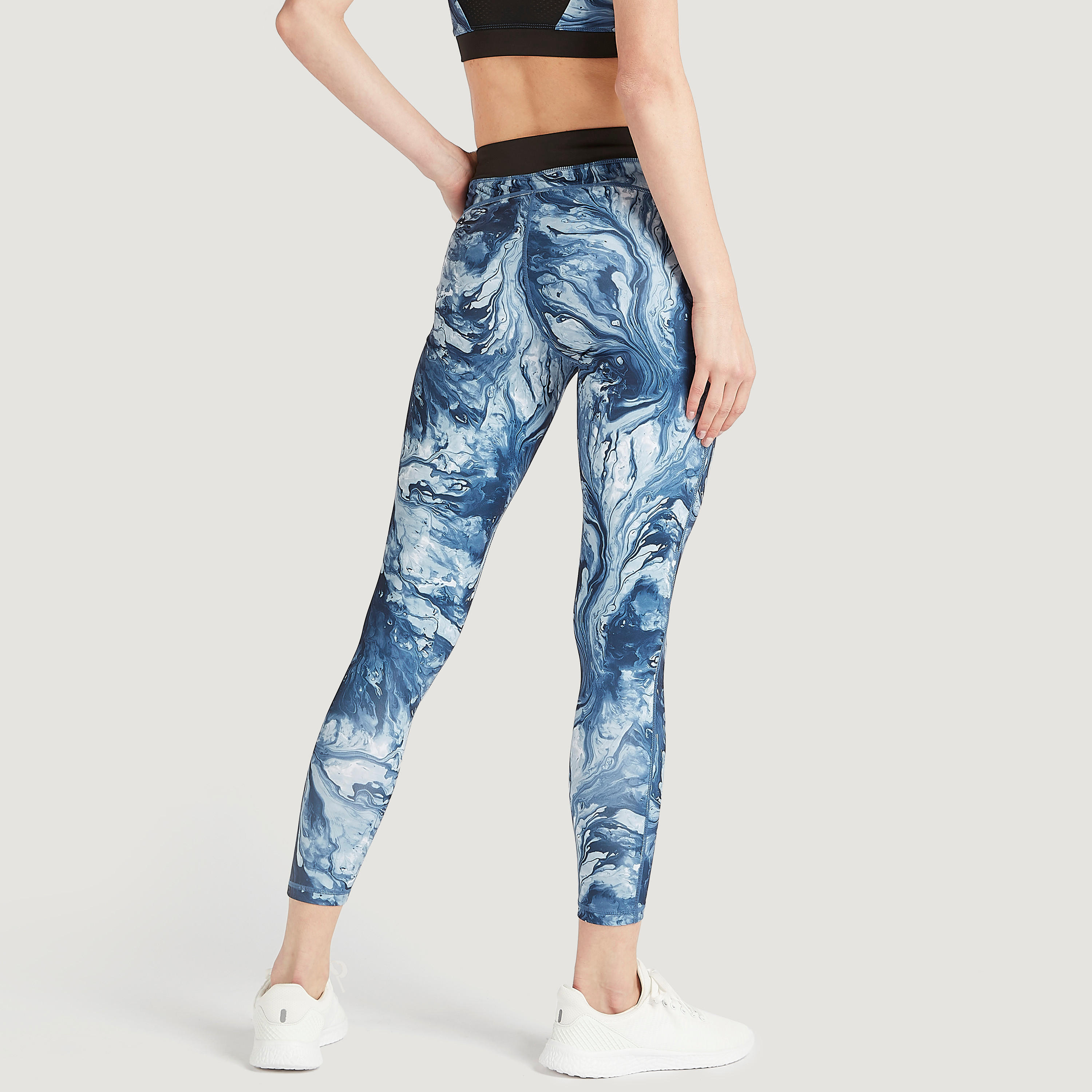 بنطلون ليقنز بخصر مطّاطي وطبعات-women-clothing-bottoms-leggings-image-2