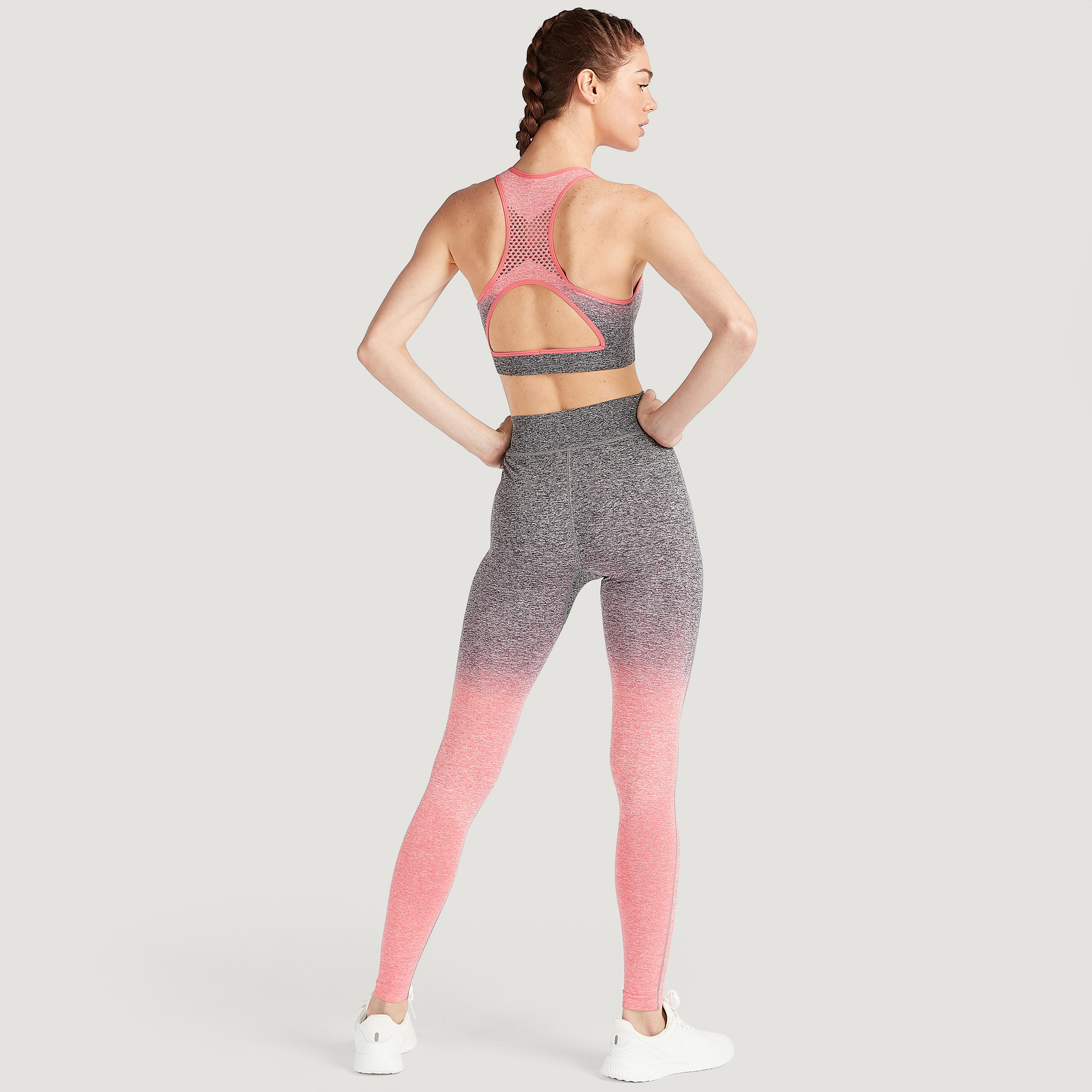 صدريّة رياضيّة بظهر بتصميم قواطع وتفاصيل شبكيّة-sports-women-clothing-sportsbras-image-2