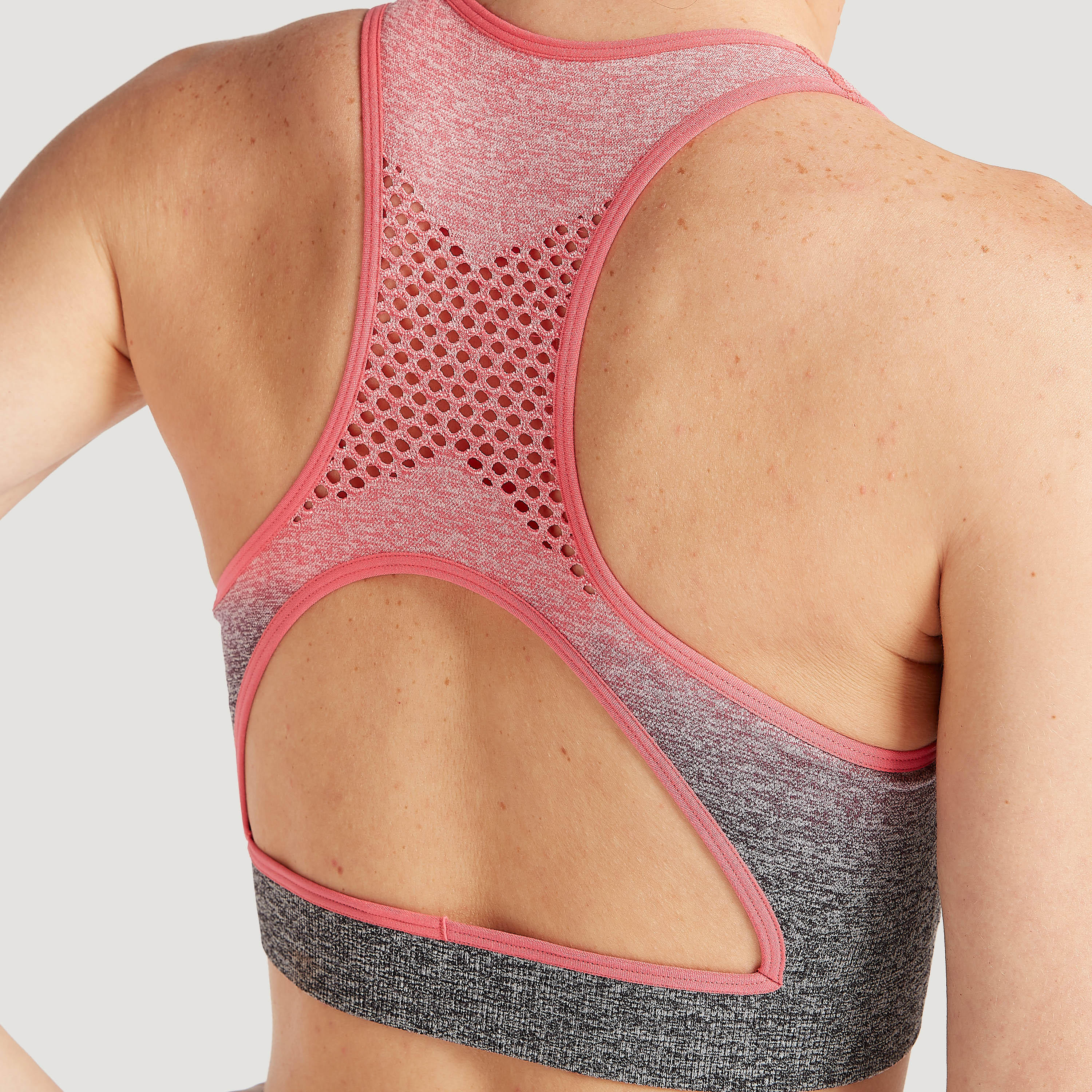 صدريّة رياضيّة بظهر بتصميم قواطع وتفاصيل شبكيّة-sports-women-clothing-sportsbras-image-5