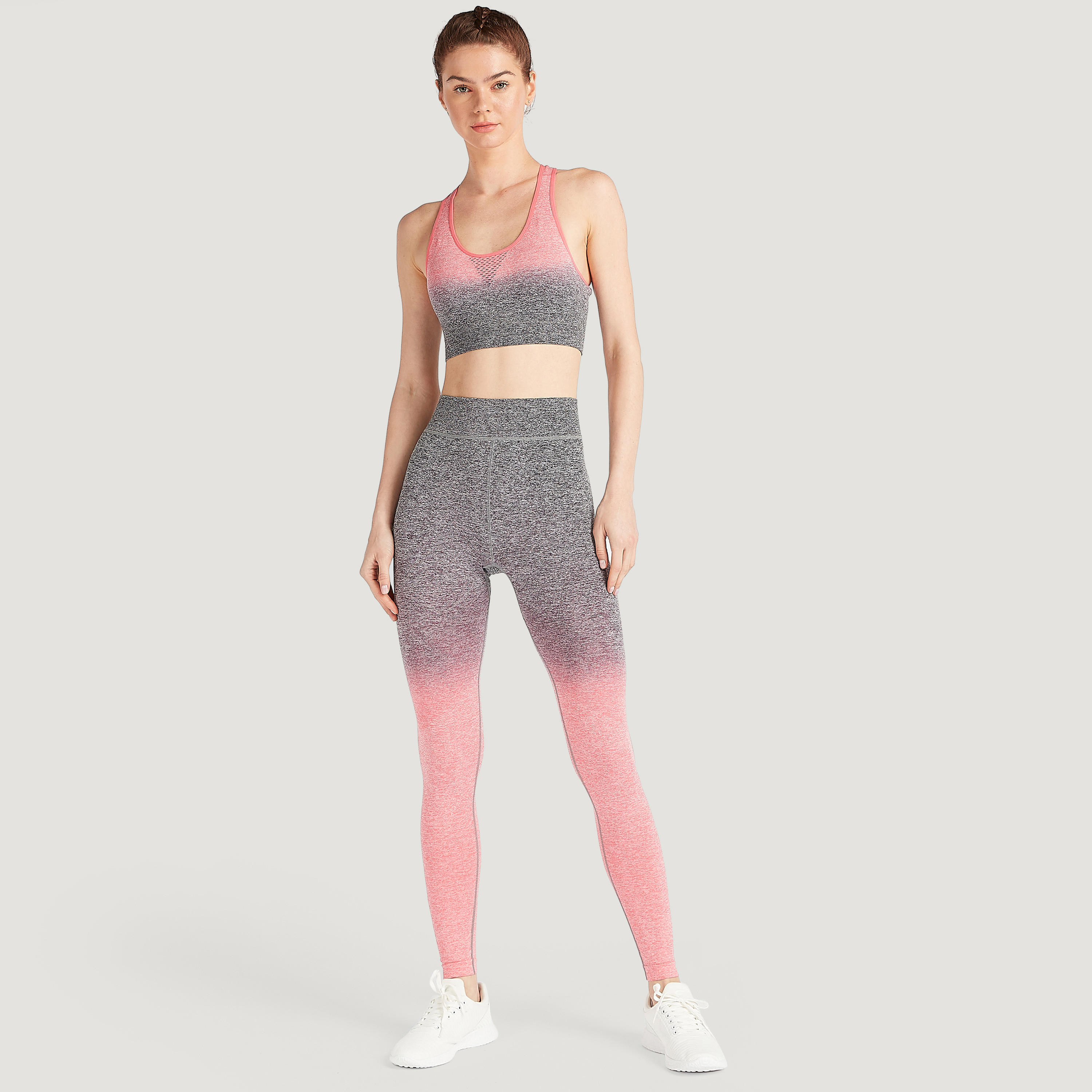 بنطلون ليقنز سادة بخصر مطّاطي-women-clothing-bottoms-leggings-image-4