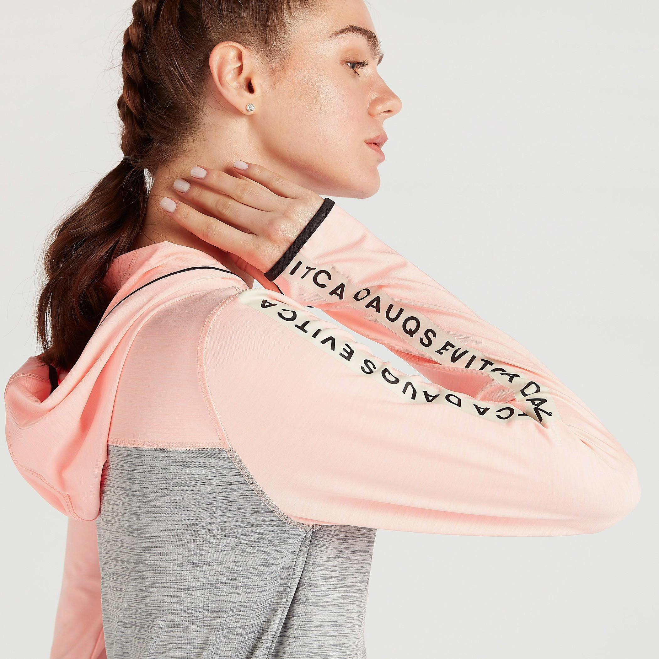 جاكيت خفيف بسحّاب مع أكمام طويلة وقبّعة-women-clothing-sportswearandactivewear-hoodiesandsweatshirts-image-3