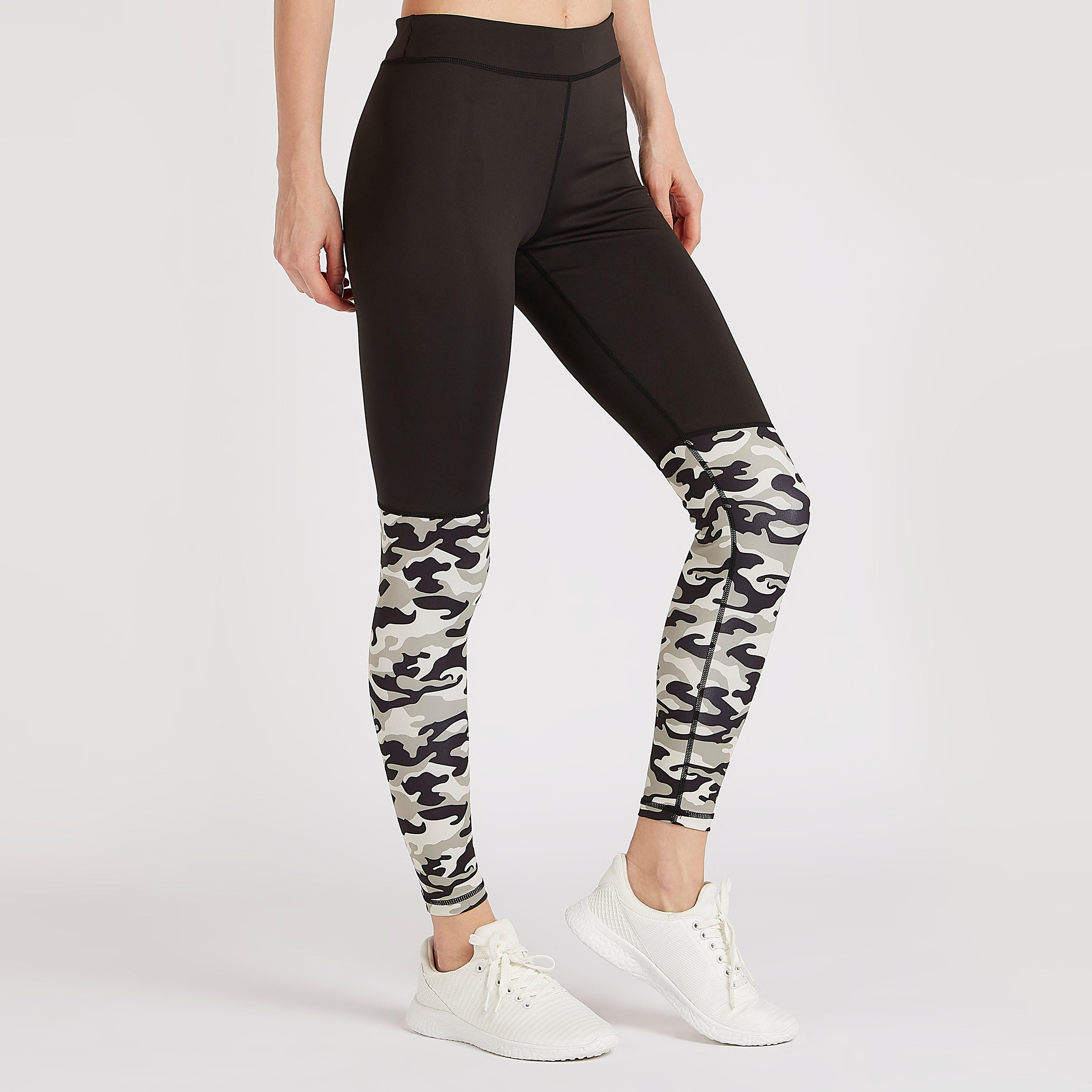 بنطلون ليقنز بخصر مطّاطي وطبعات مموّهة-women-clothing-bottoms-leggings-image-4