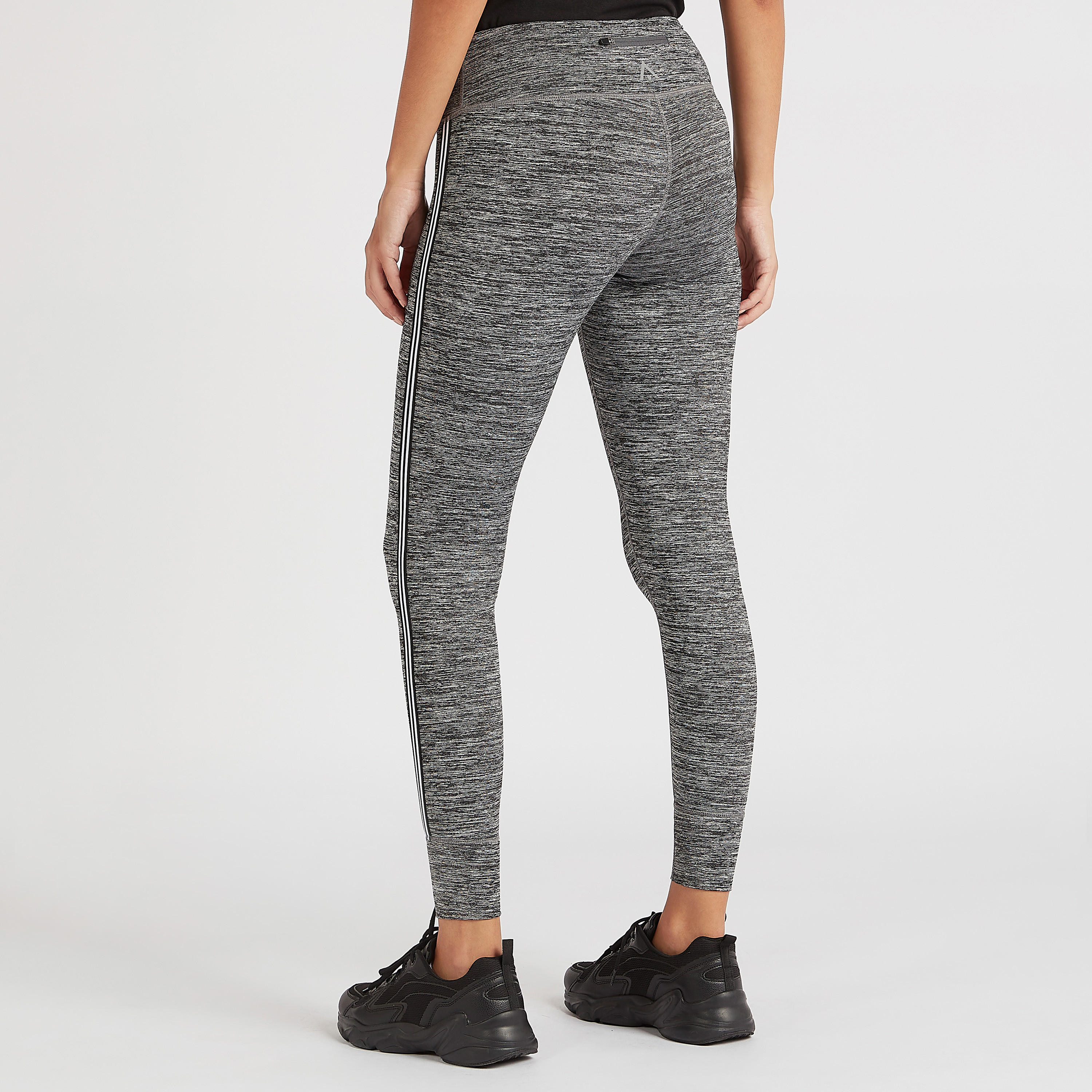 بنطلون ليقنز بطبعات وتفاصيل شريطة وجيوب بسحّاب-women-clothing-bottoms-leggings-image-5