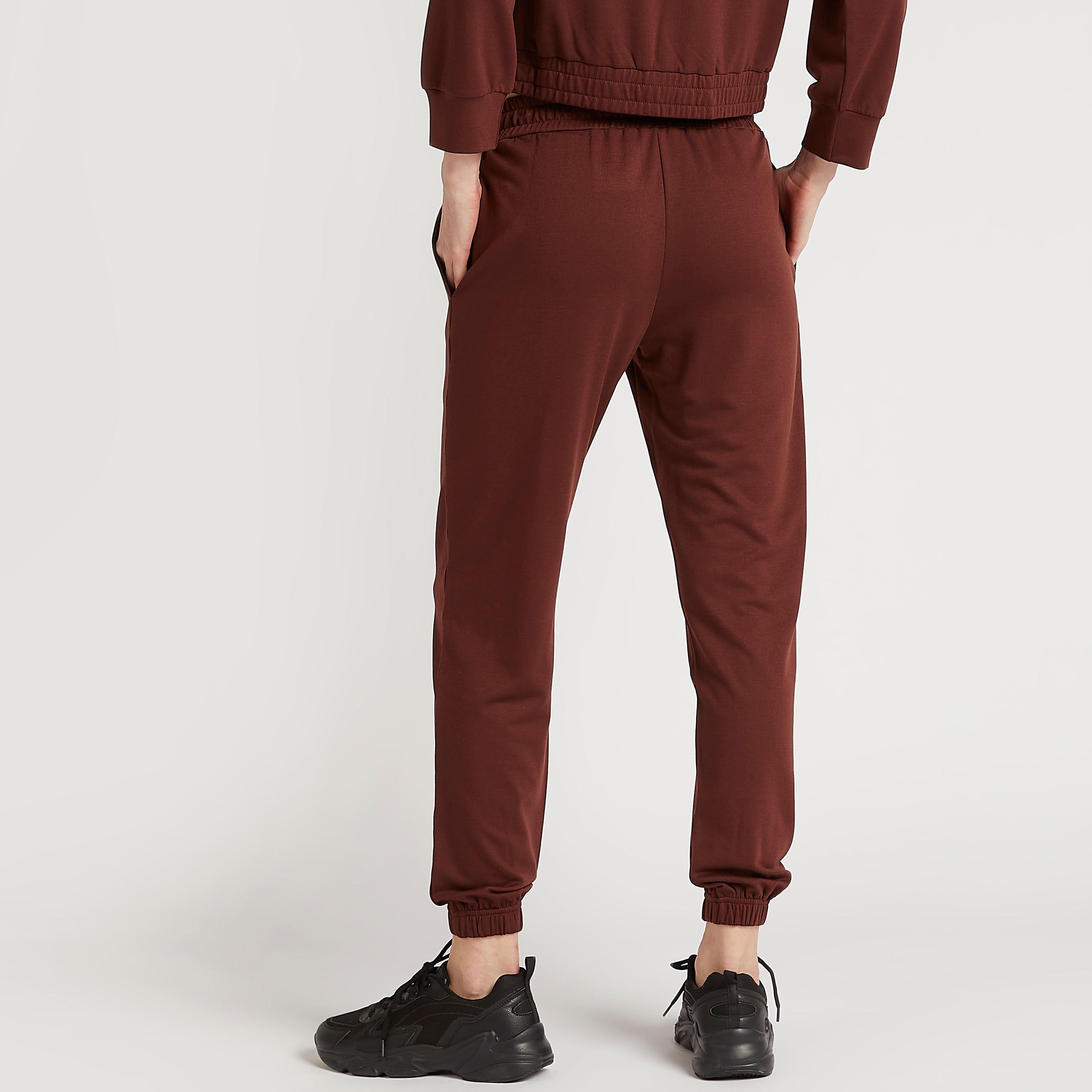 بنطلون رياضي سادة بجيوب وخصر مطّاطي-women-clothing-sportswearandactivewear-bottoms-image-2