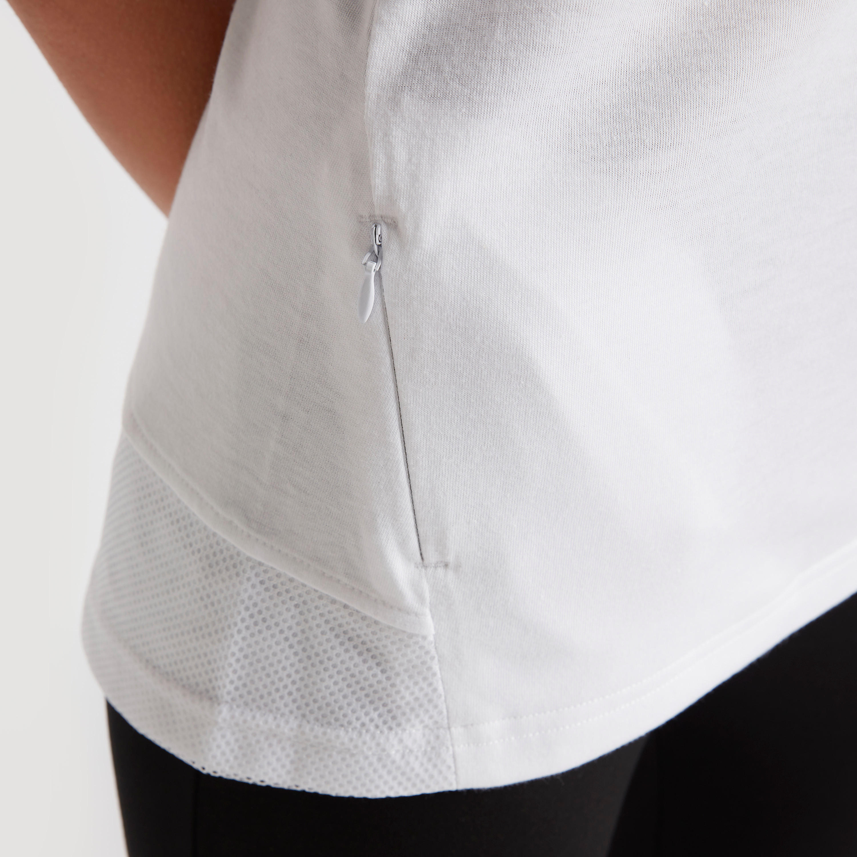 تيشيرت سادة بياقة ضيّقة وأكمام قصيرة-women-clothing-sportswearandactivewear-tshirtsandvests-image-2