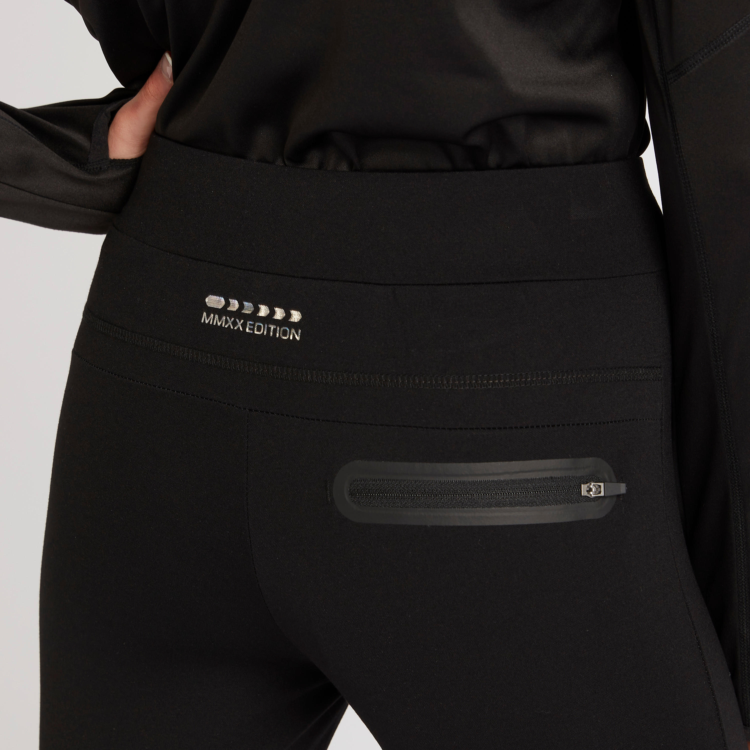 بنطلون ليقنز سادة بخصر مطّاطي وجيوب بسحّاب-women-clothing-bottoms-leggings-image-1