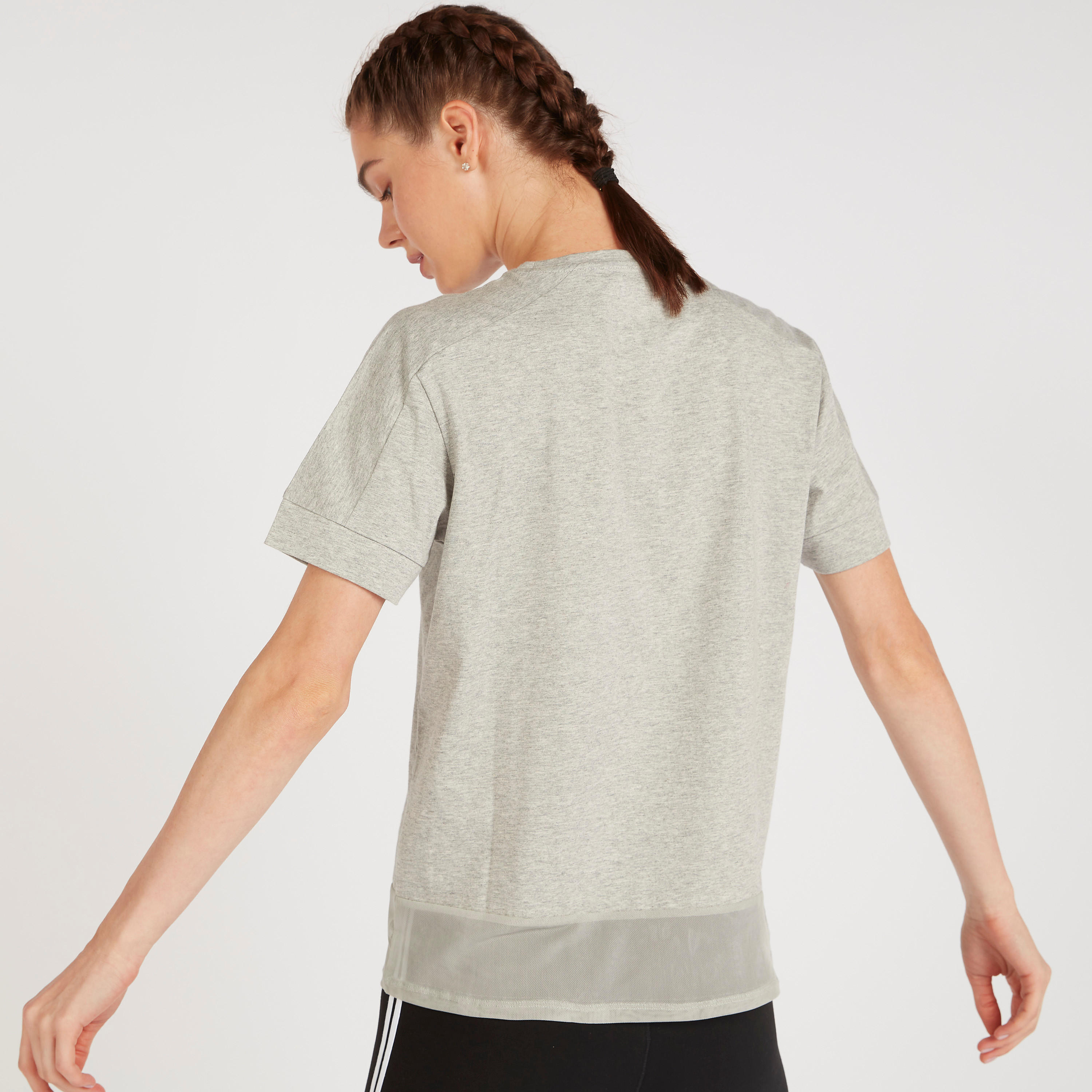 تيشيرت بياقة ضيّقة وأكمام قصيرة وطبعات-women-clothing-sportswearandactivewear-tshirtsandvests-image-4