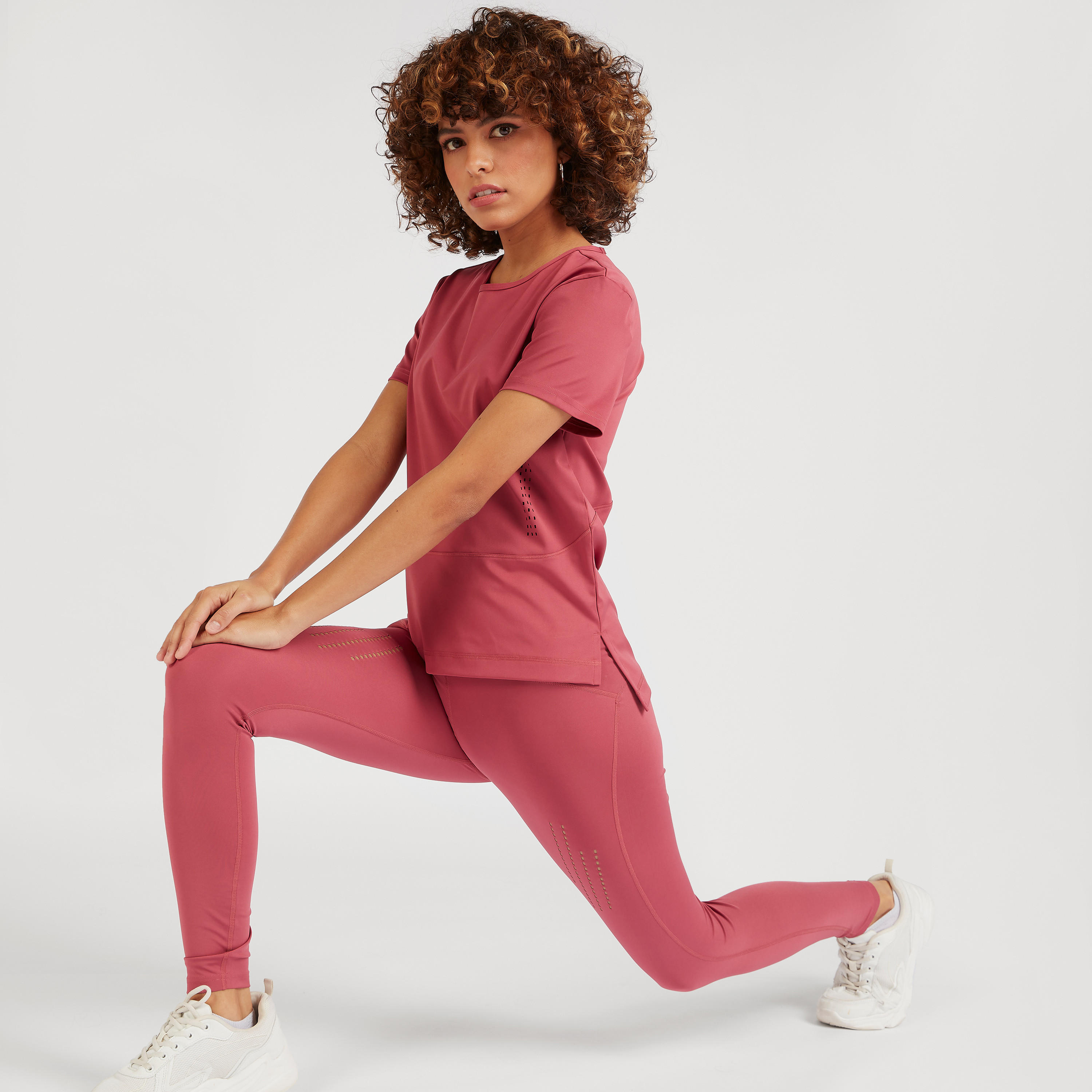 تيشيرت سادة بأكمام قصيرة-women-clothing-sportswearandactivewear-tshirtsandvests-image-3