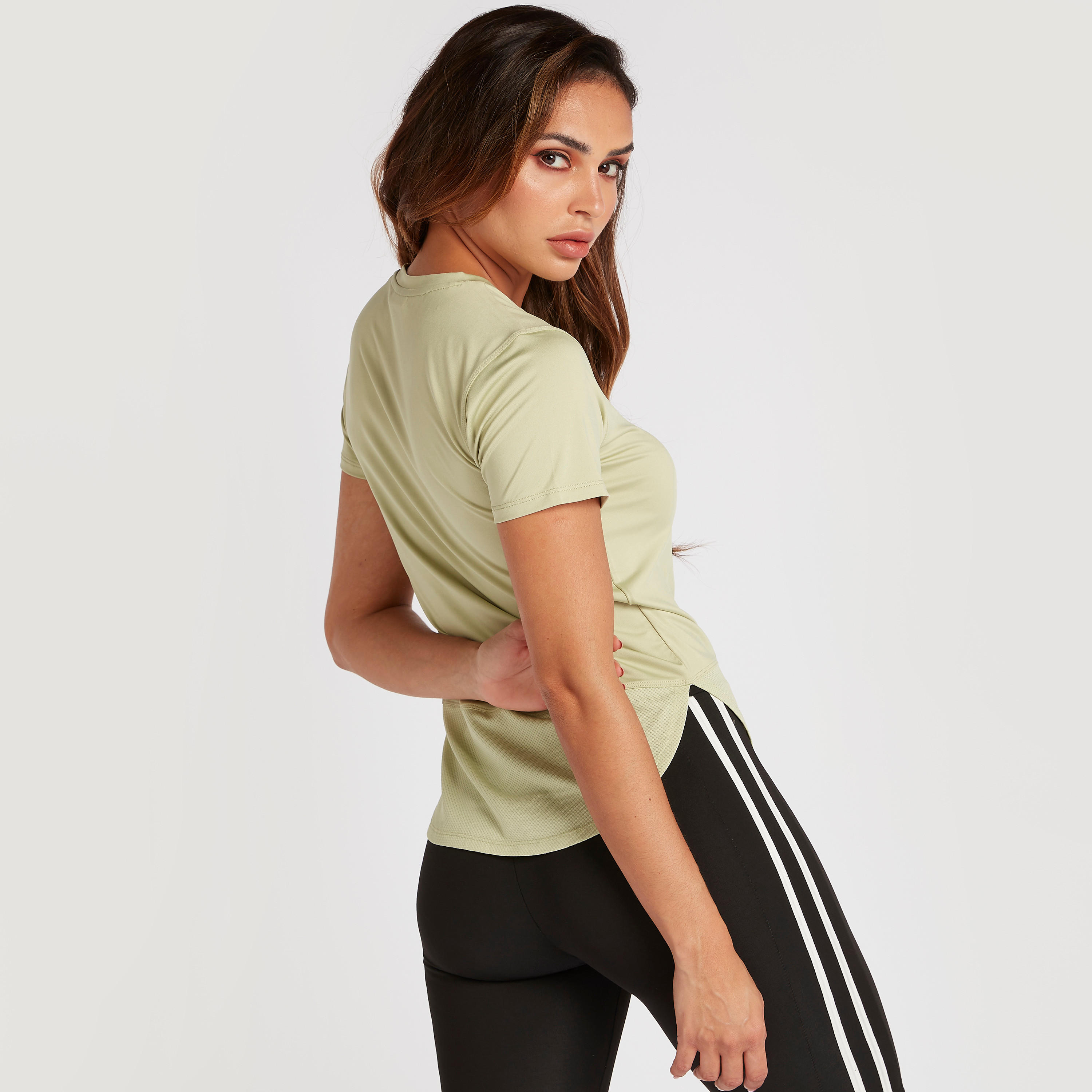 تيشيرت سادة بياقة ضيّقة وأكمام قصيرة-women-clothing-sportswearandactivewear-tshirtsandvests-image-1