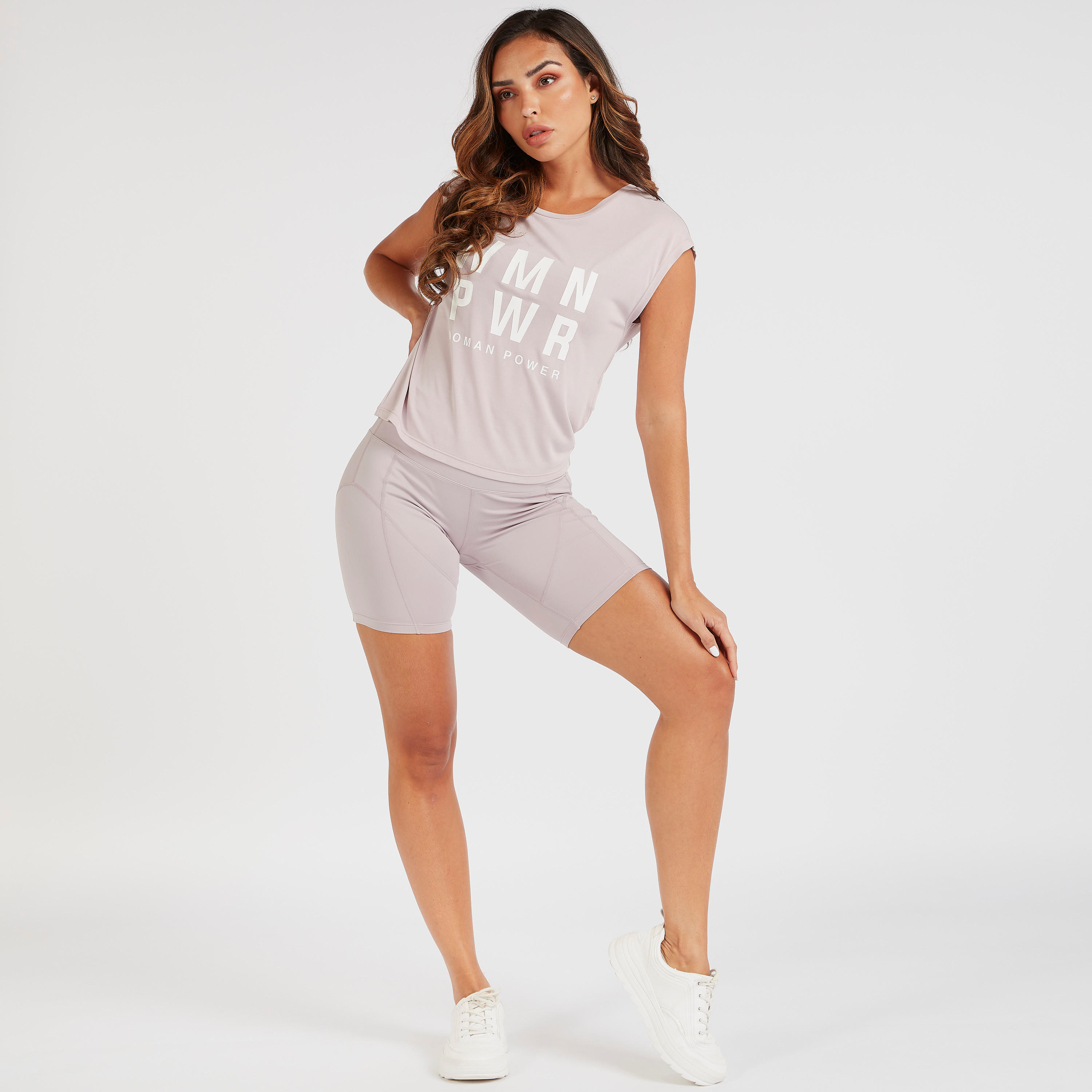 شورت بايكر سادة بحزام خصر مطاطي-women-clothing-sportswearandactivewear-bottoms-image-3