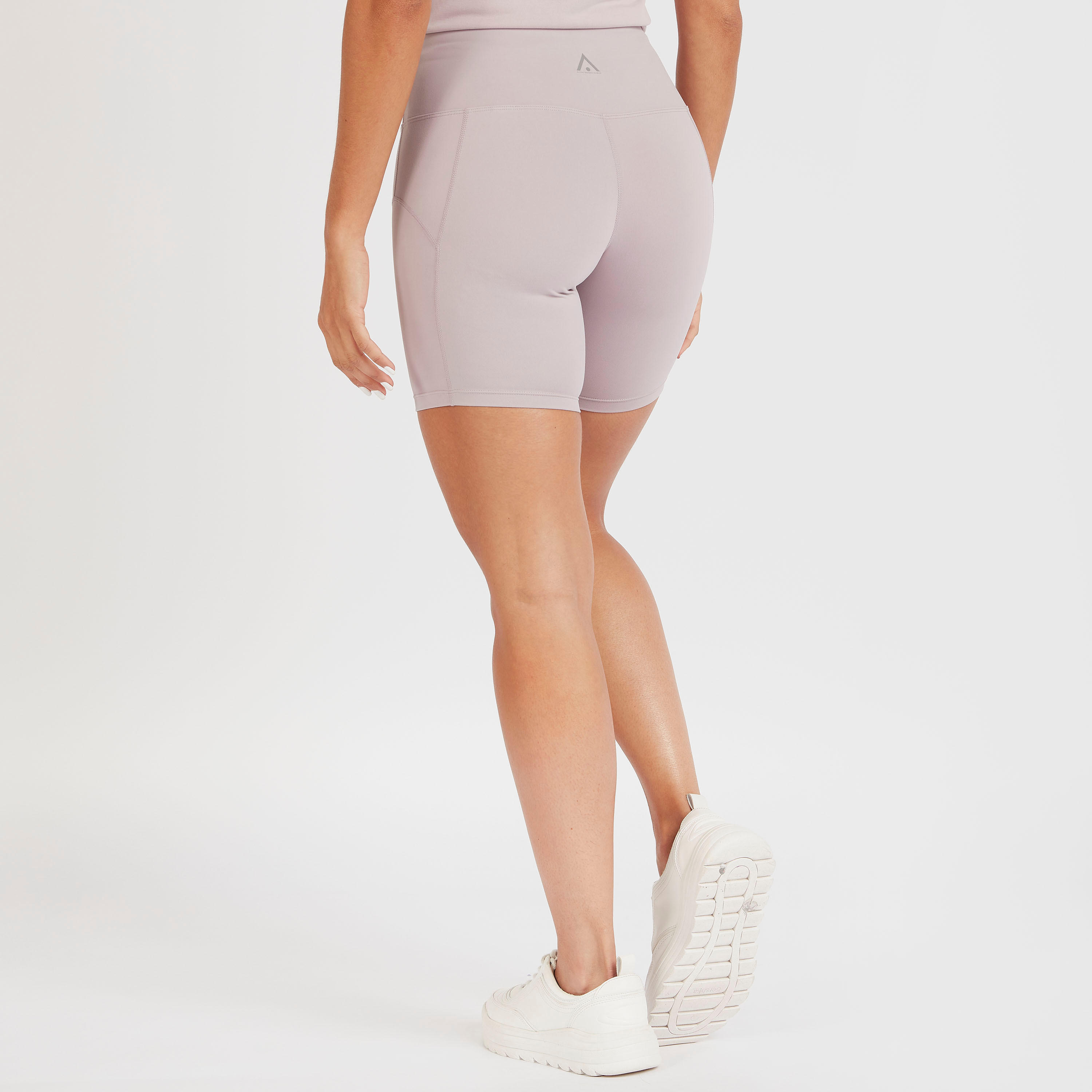 شورت بايكر سادة بحزام خصر مطاطي-women-clothing-sportswearandactivewear-bottoms-image-1