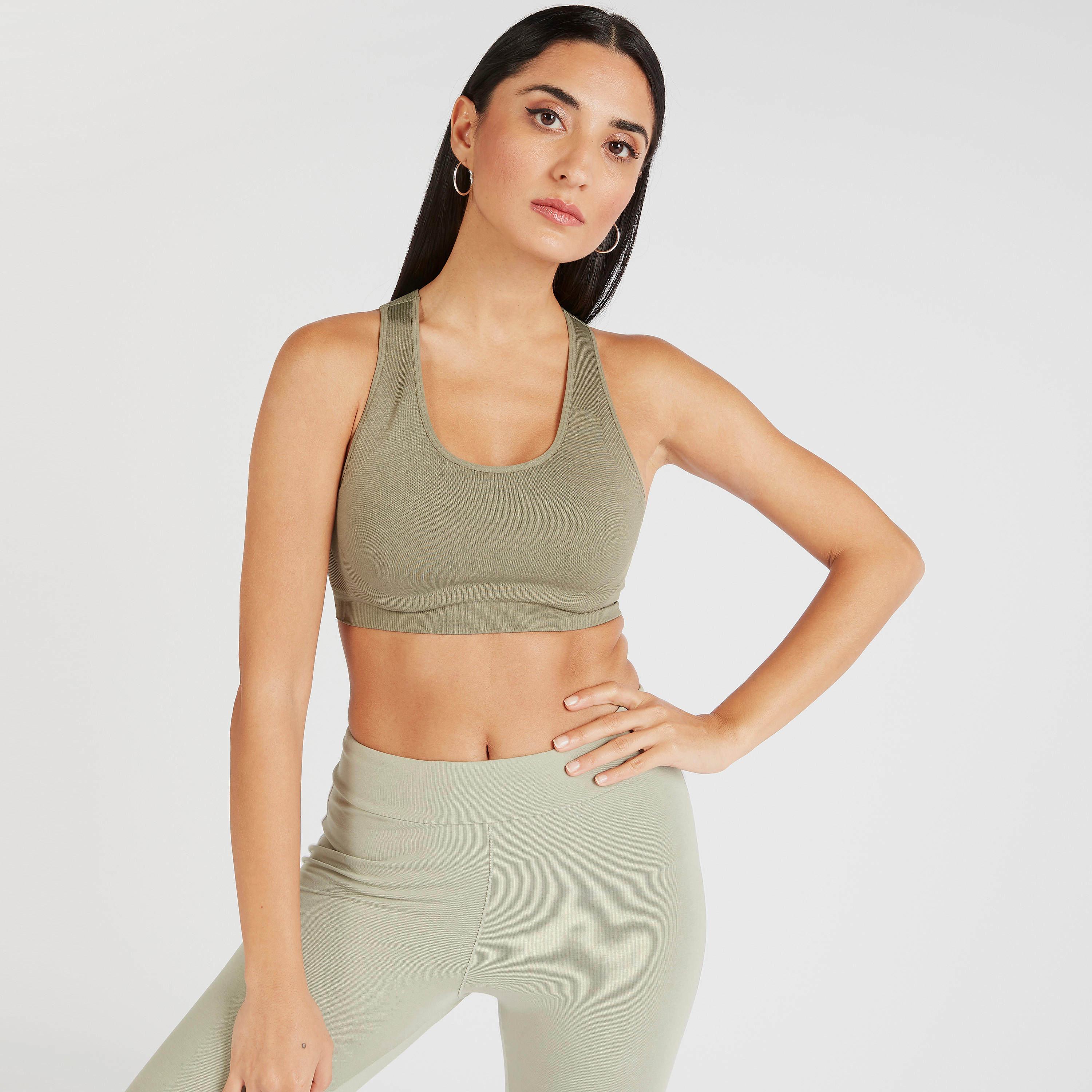 صدرية رياضية بارزة الملمس بتصميم متقاطع من الخلف-sports-women-clothing-sportsbras-image-5
