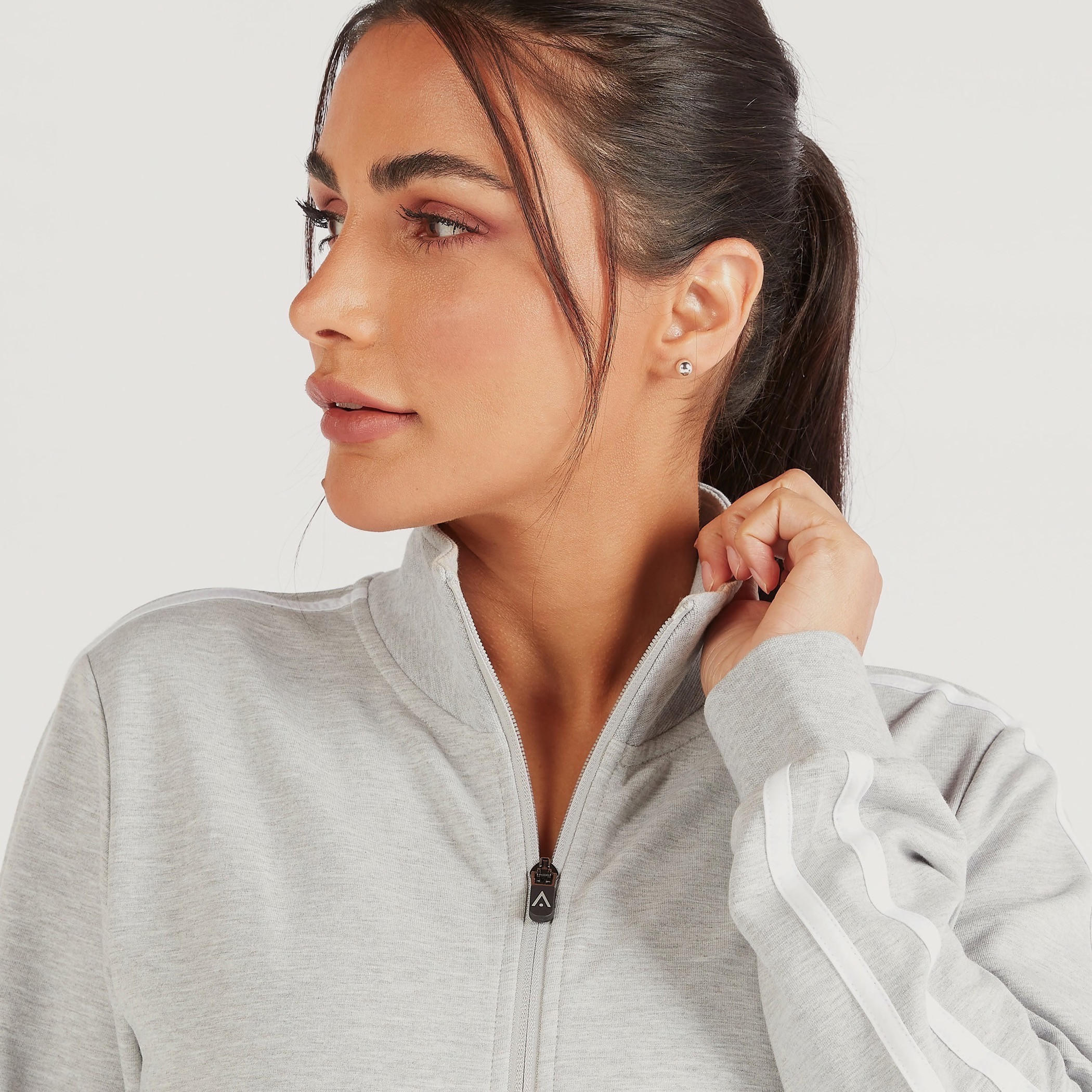 Solid Zip Through Jacket with Long Sleeves and Pockets-women-clothing-sportswearandactivewear-coatsandjackets-jackets-image-6