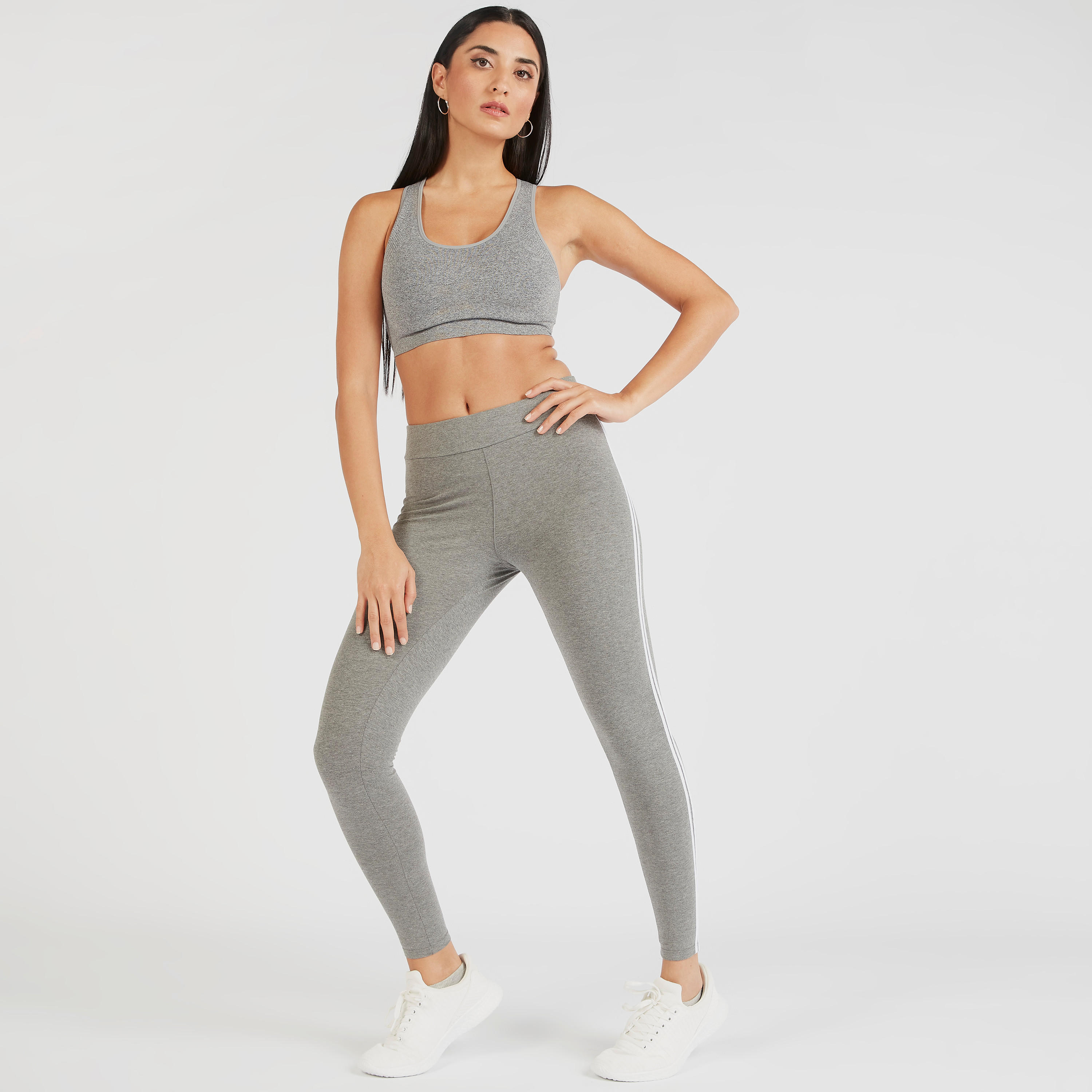 بنطلون ليقنز سادة بتفاصيل شريطة جانبية-women-clothing-bottoms-leggings-image-3