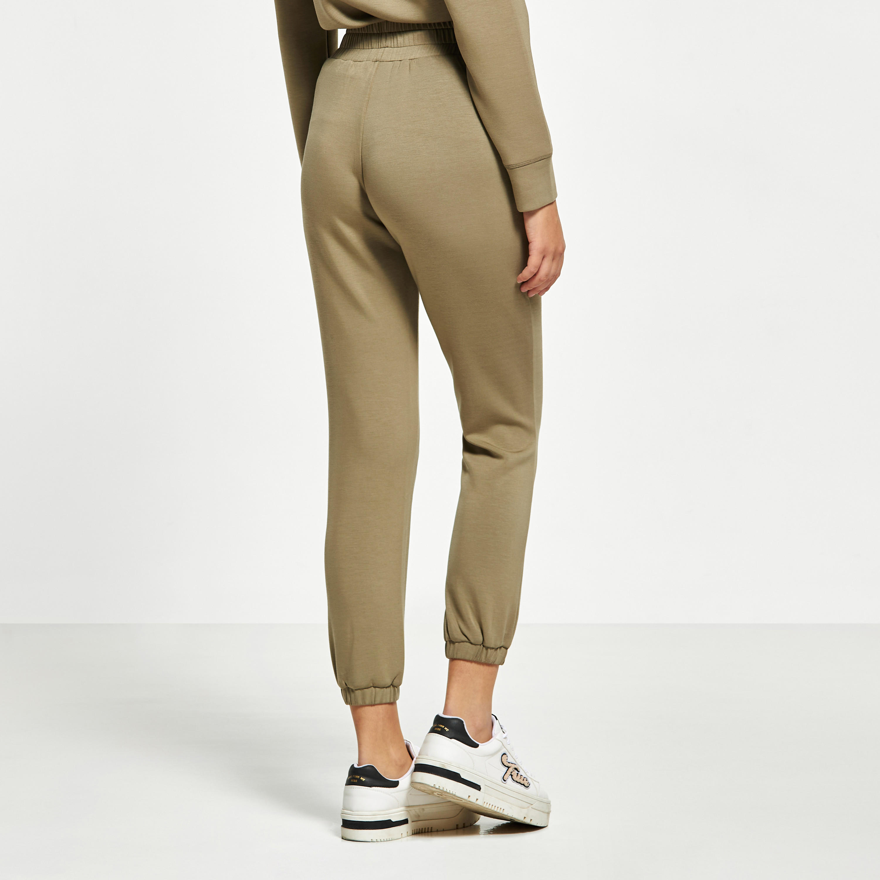 بنطلون رياضي سادة بأساور ورباط إغلاق-women-clothing-sportswearandactivewear-bottoms-image-12