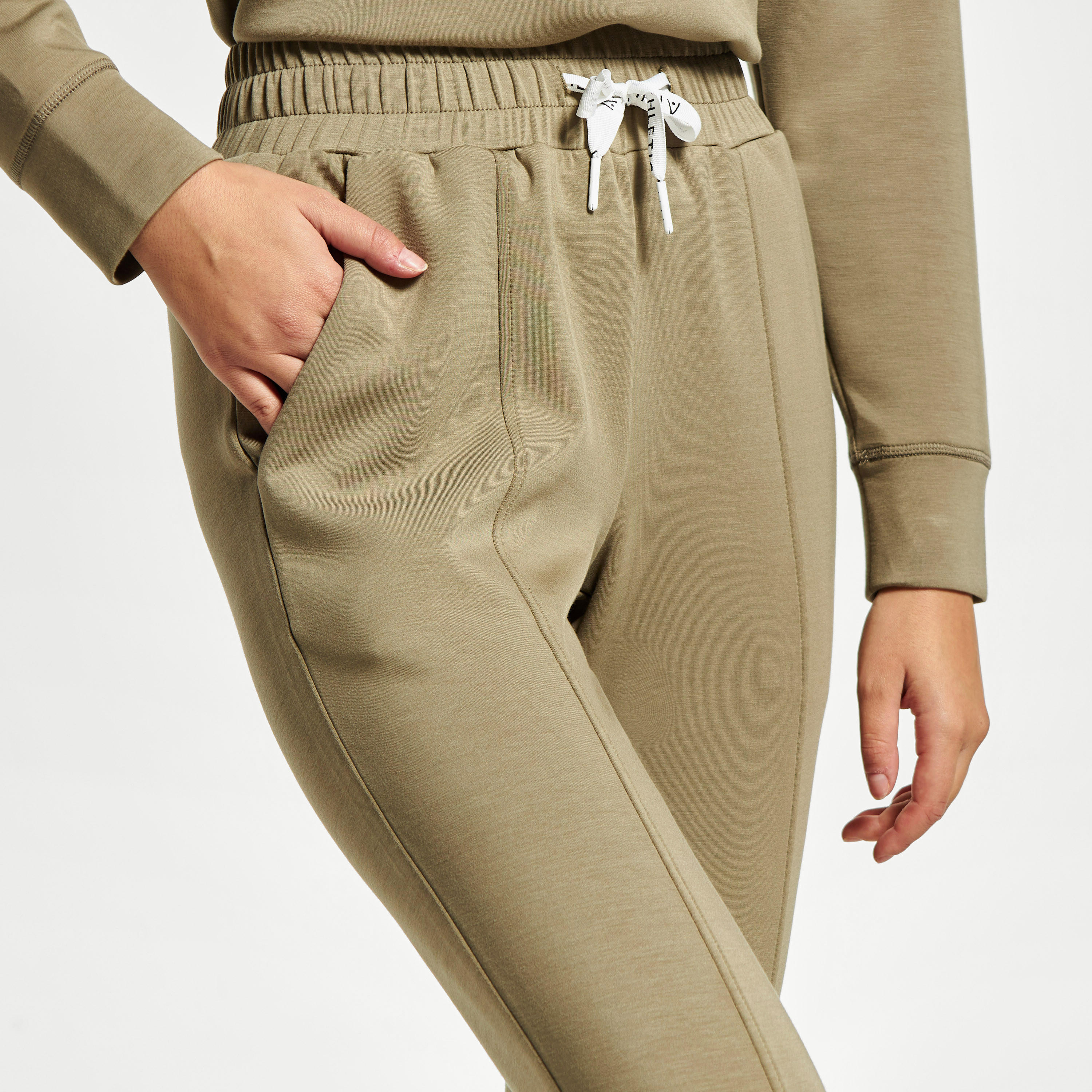 بنطلون رياضي سادة بأساور ورباط إغلاق-women-clothing-sportswearandactivewear-bottoms-image-13