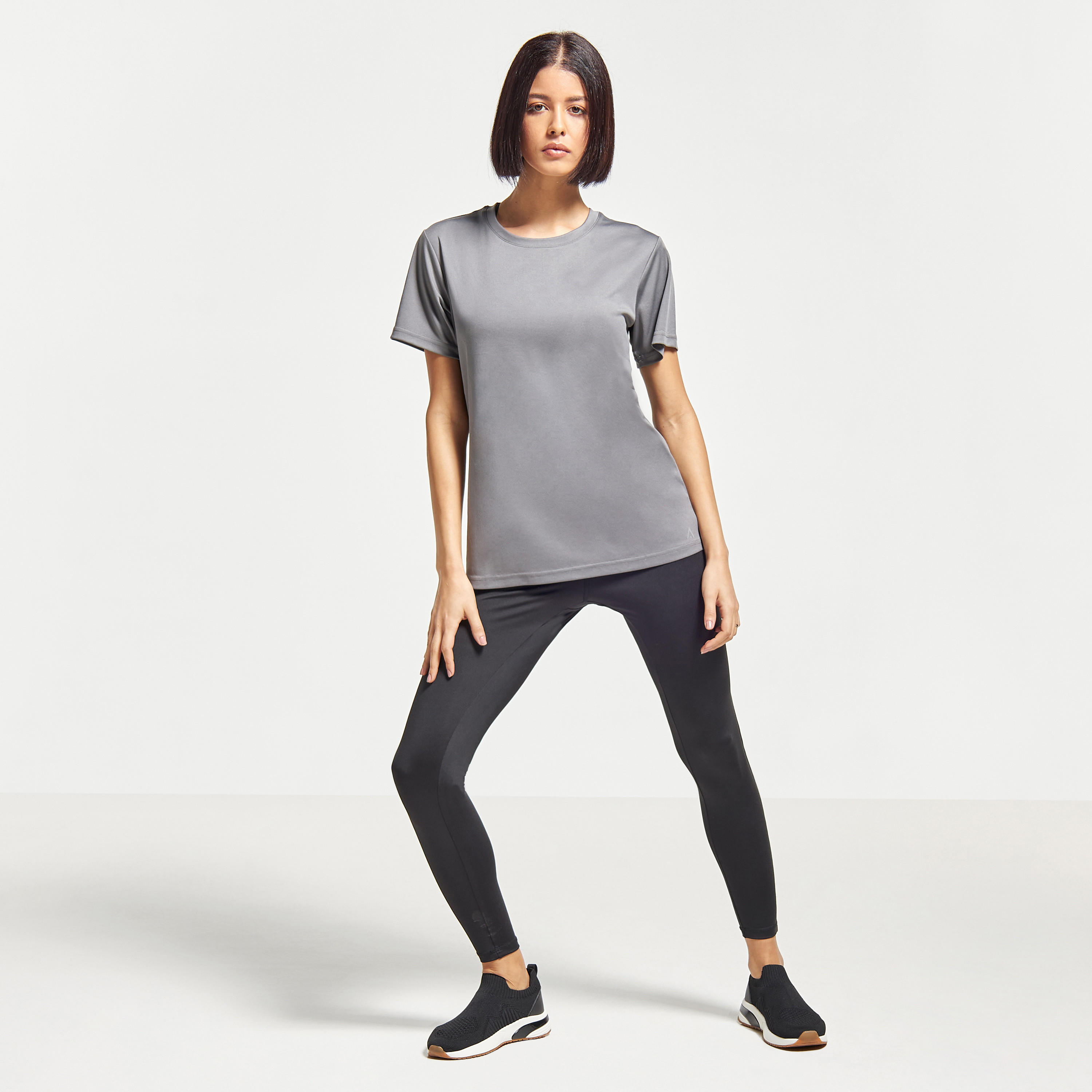Solid T-shirt with Round Neck and Short Sleeves-women-clothing-sportswearandactivewear-tshirtsandvests-image-2