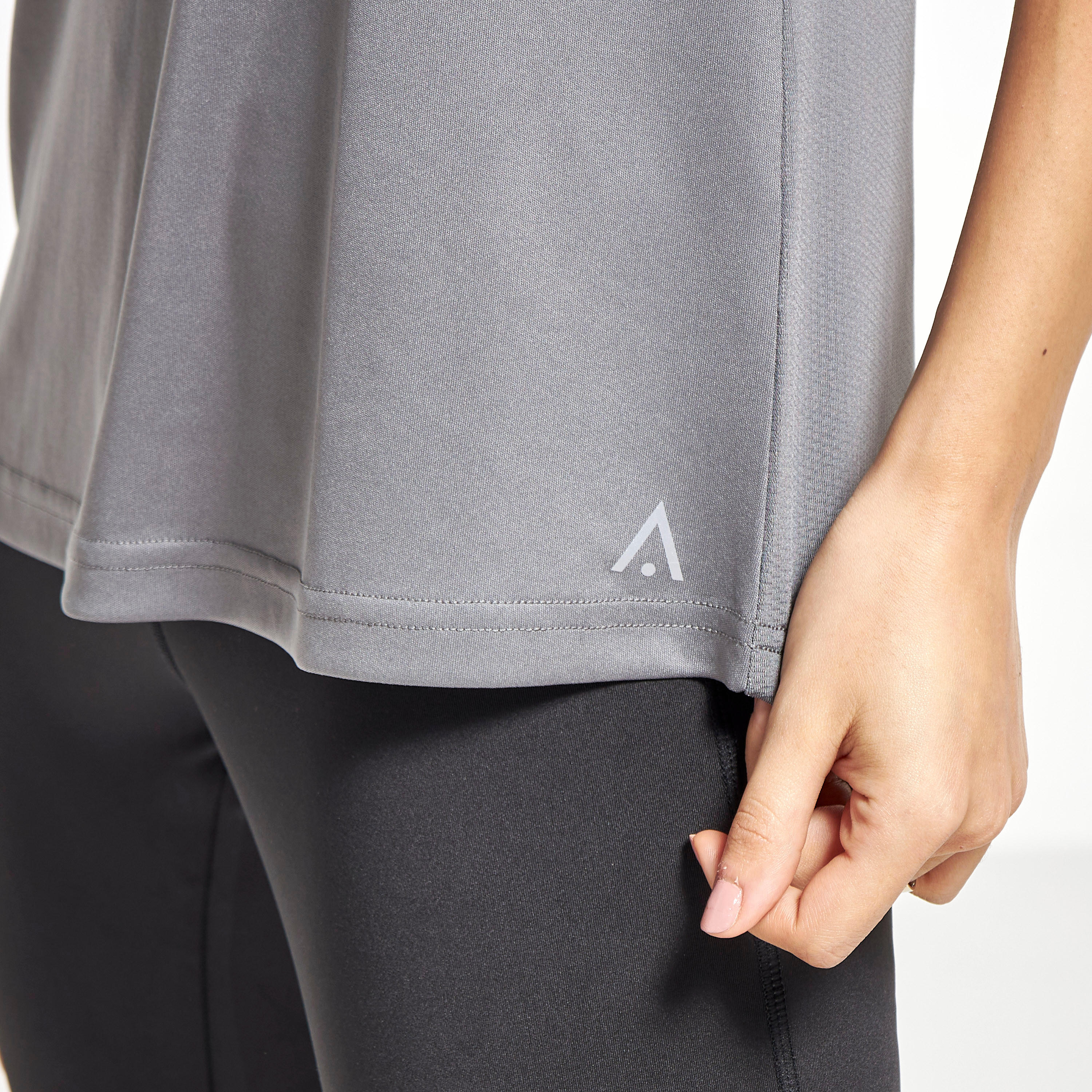 Solid T-shirt with Round Neck and Short Sleeves-women-clothing-sportswearandactivewear-tshirtsandvests-image-4