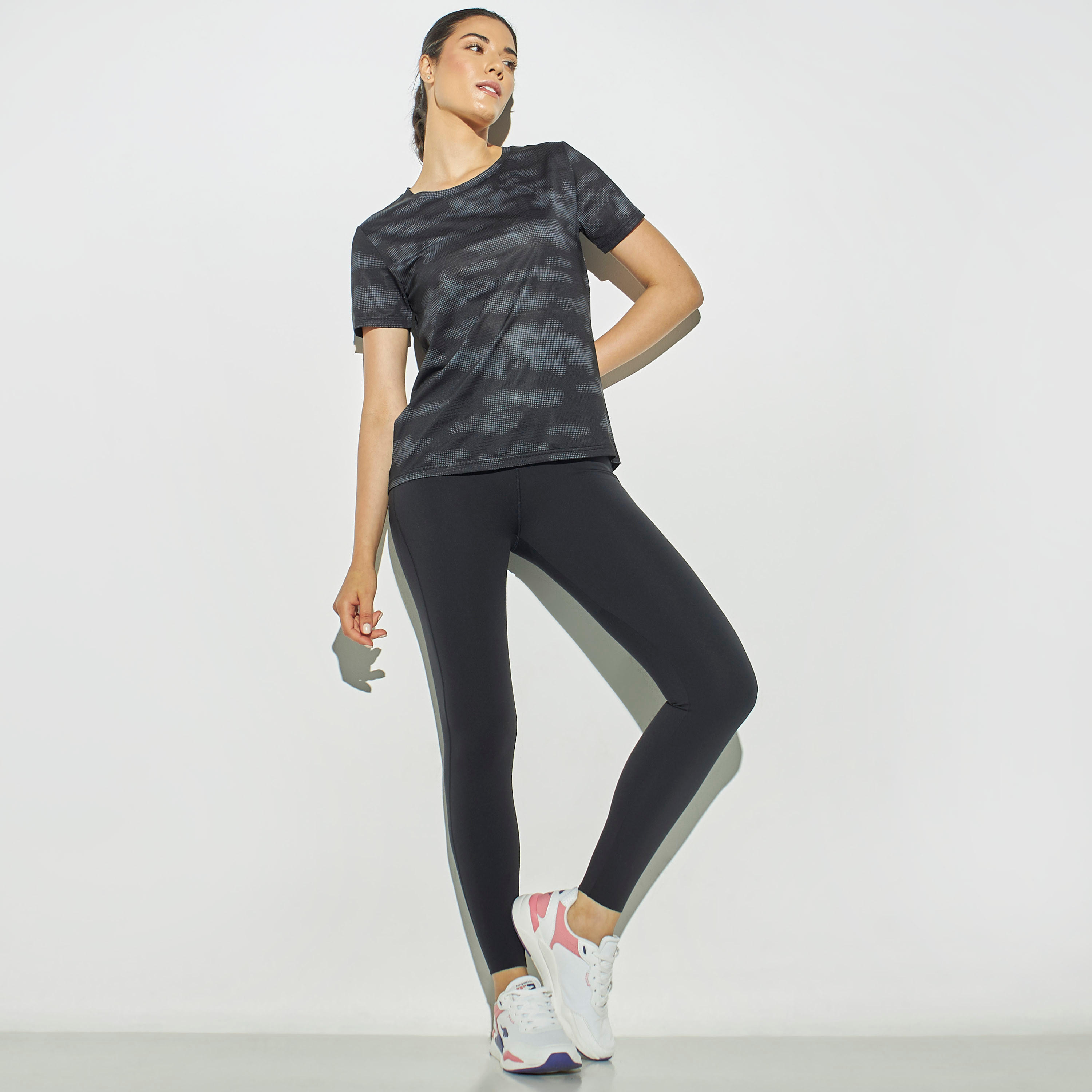 بنطلون ليقنز سادة-women-clothing-bottoms-leggings-image-2