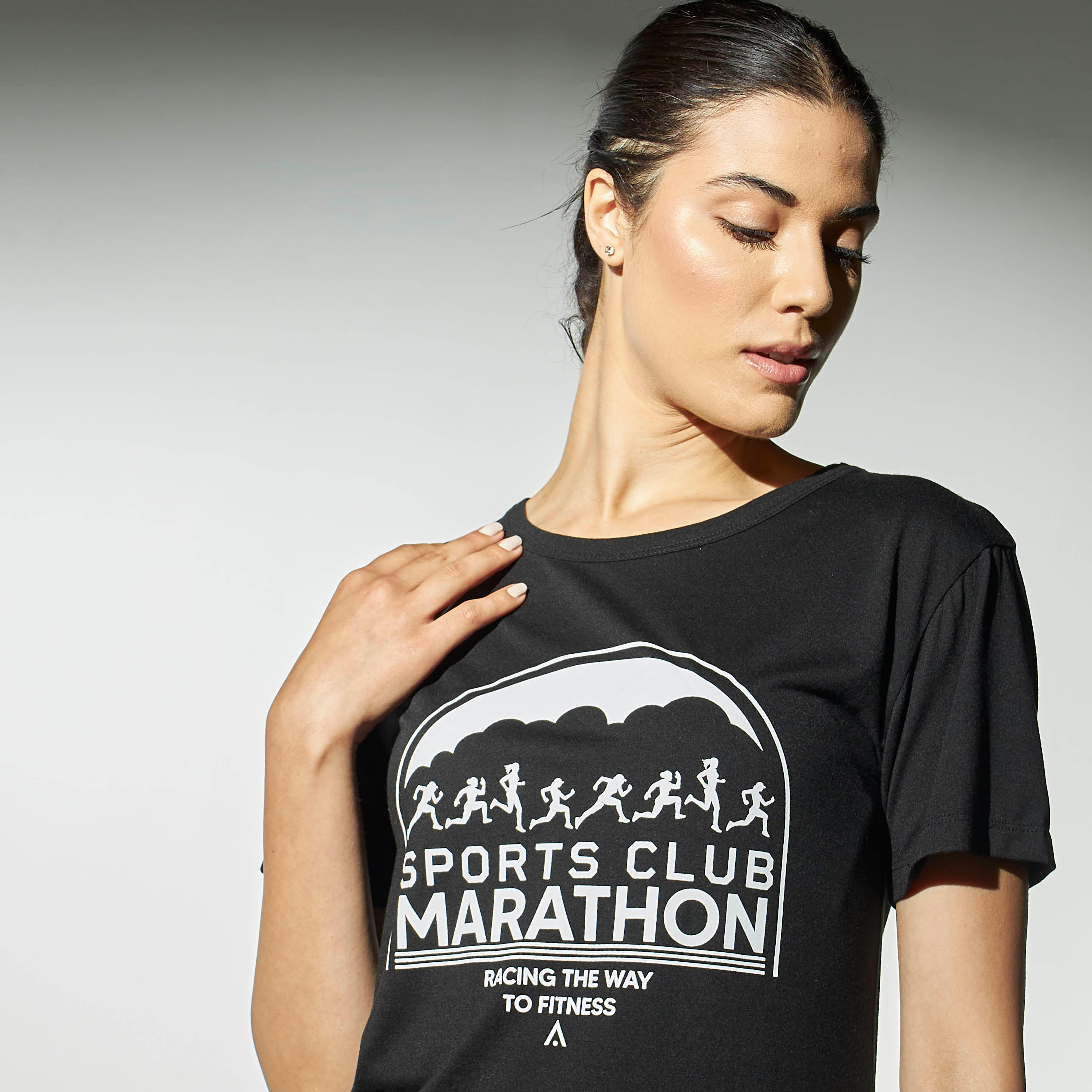 تيشيرت بياقة مستديرة وأكمام قصيرة وطبعات-women-clothing-sportswearandactivewear-tshirtsandvests-image-4