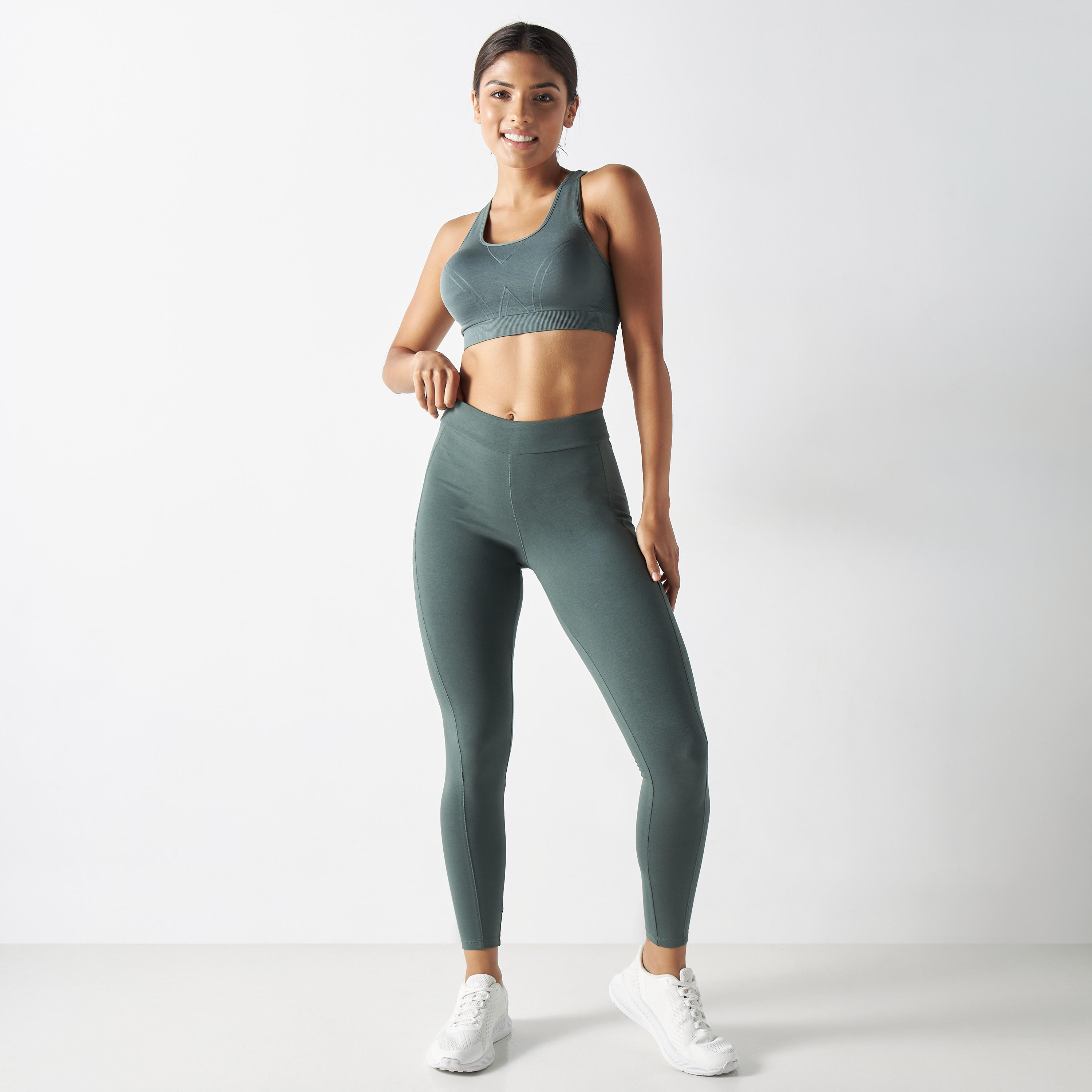 بنطلون ليقنز سادة بحزام خصر مطّاطي-women-clothing-bottoms-leggings-image-3