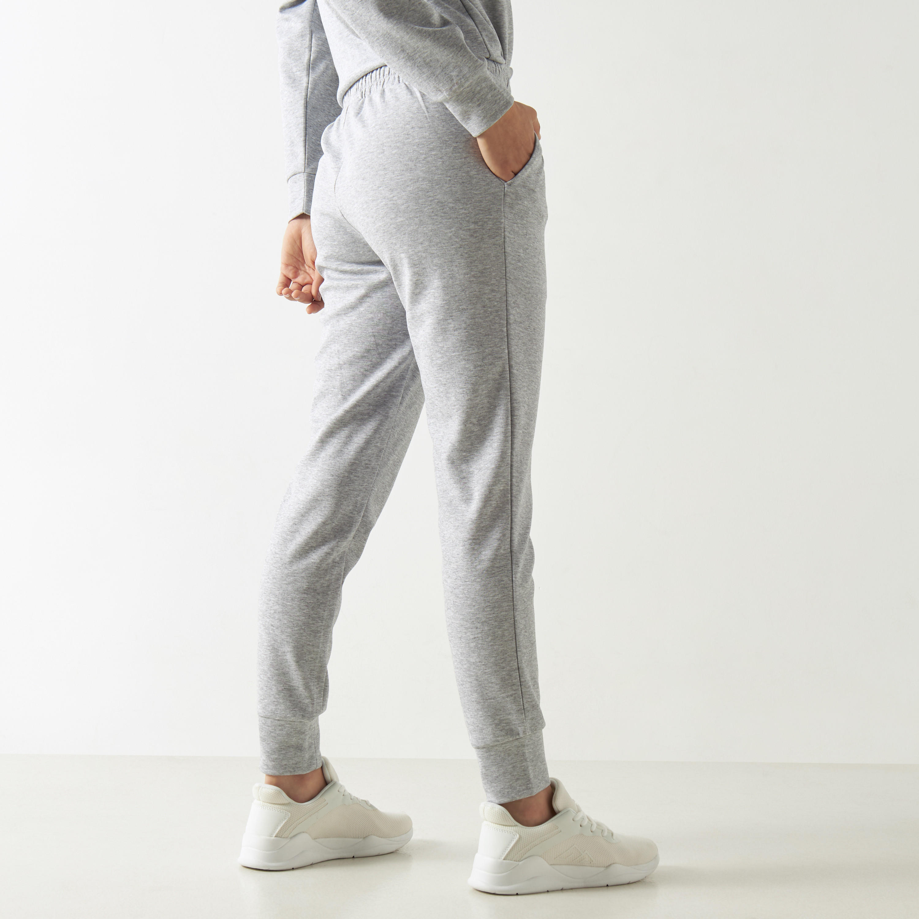 بنطلون رياضي سادة بجيوب وخصر مطاطي-women-clothing-bottoms-joggers-image-3