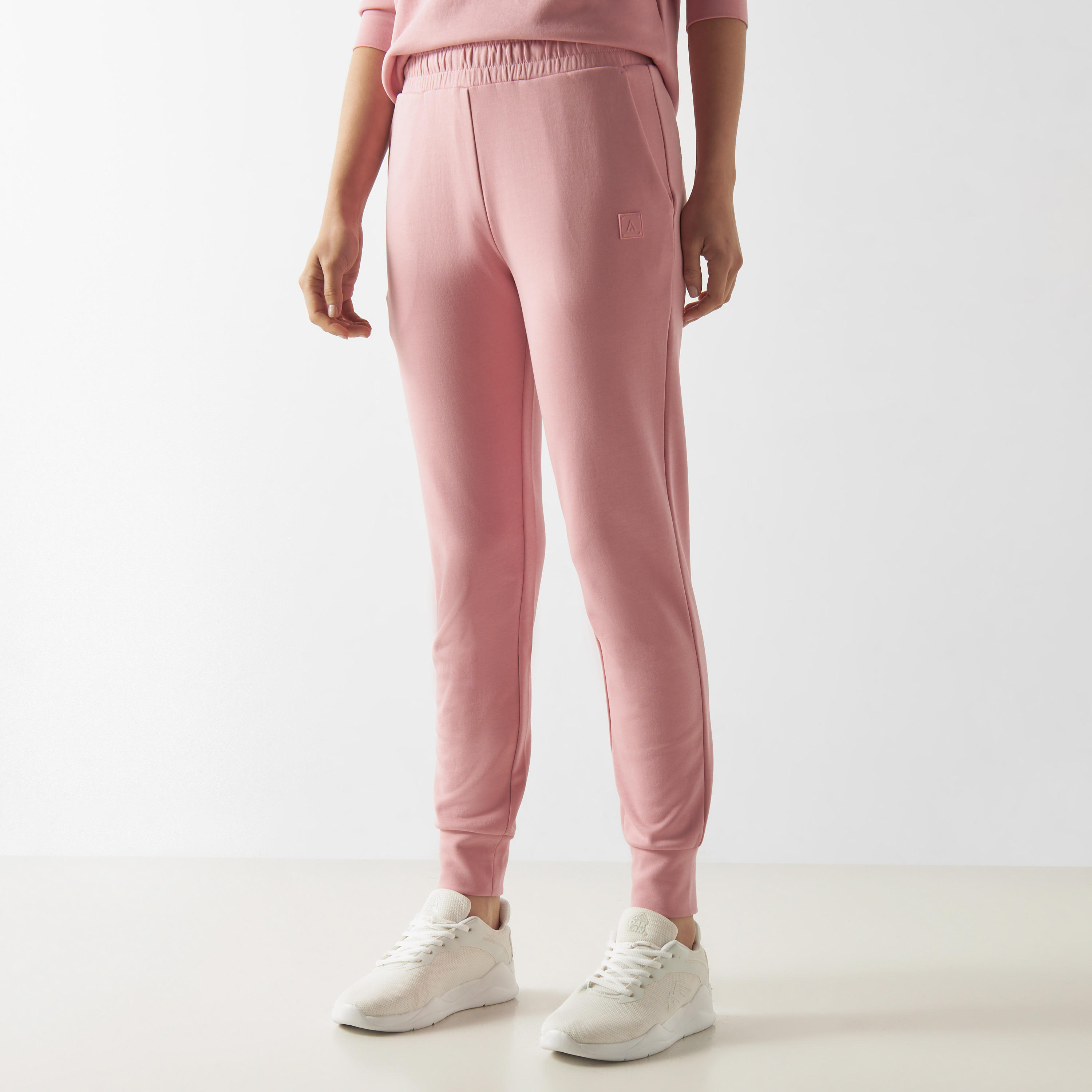 بنطلون رياضي سادة بجيوب وخصر مطاطي-women-clothing-bottoms-joggers-image-17