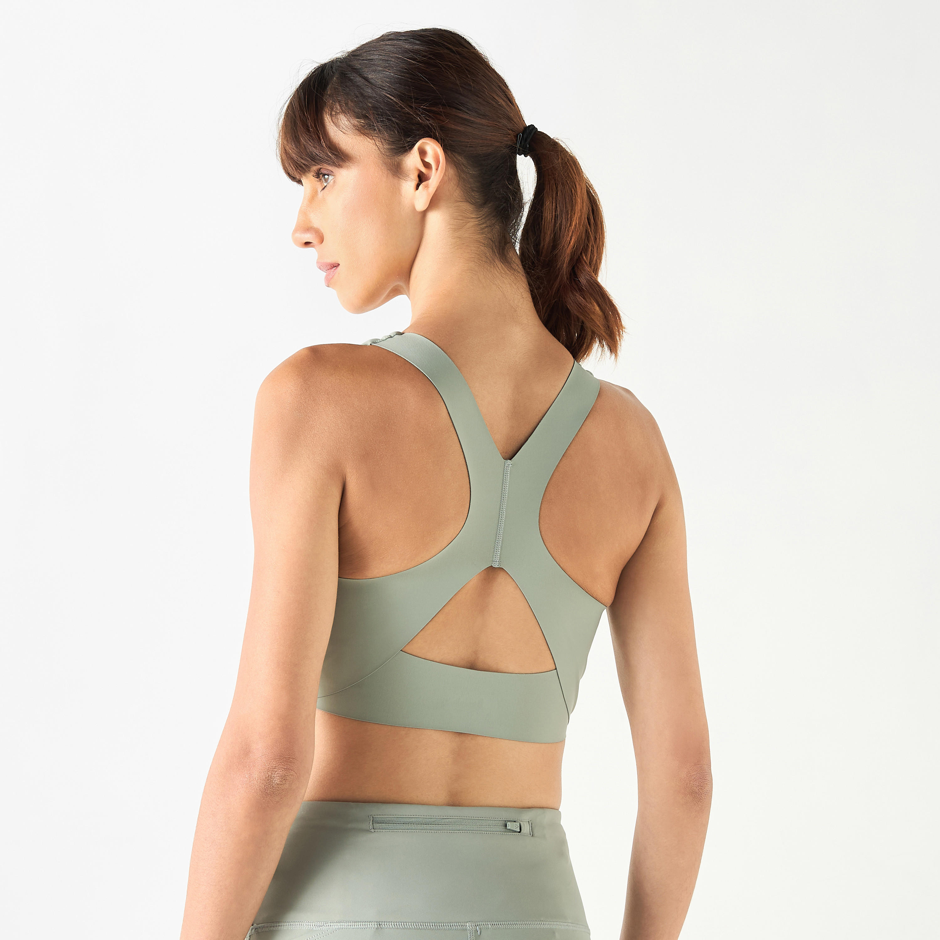 صدريّة رياضية سادة بتصميم متقاطع من الخلف-women-clothing-lingerie-bras-image-3