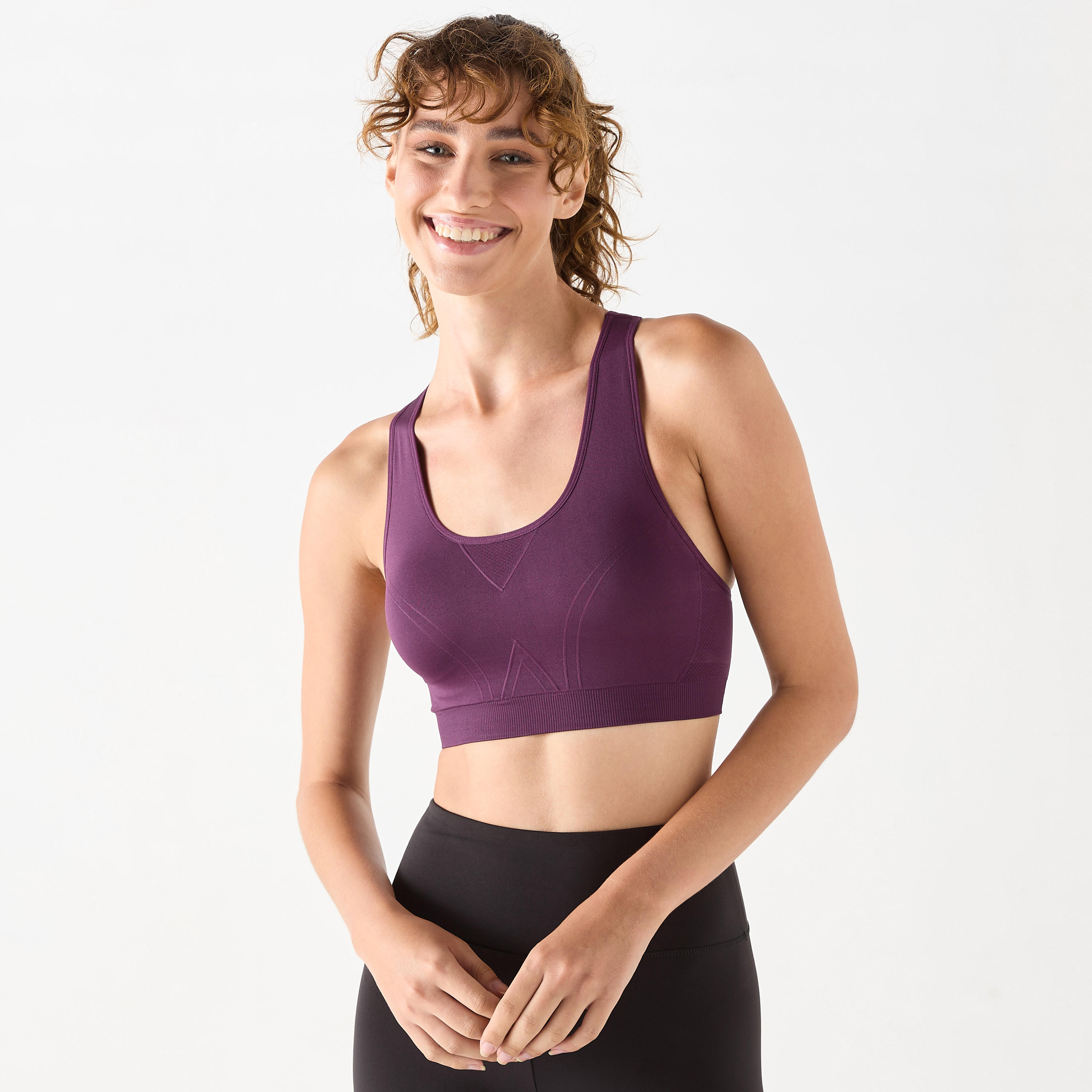 صدريّة رياضيّة بارزة الملمس بياقة عميقة وتصميم متقاطع من الخلف-women-clothing-lingerie-bras-image-5