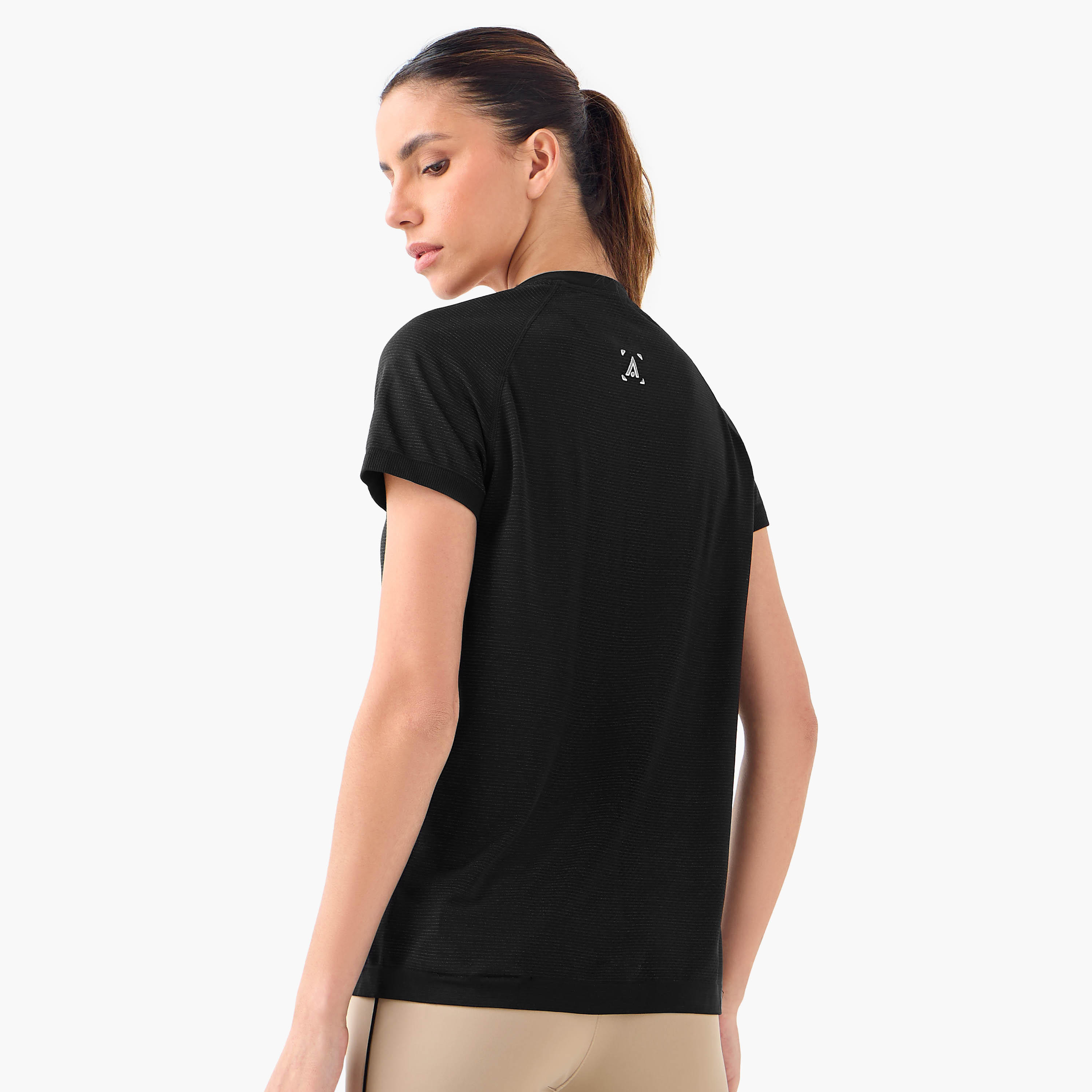 تيشيرت دون خياطة بأكمام مغايرة-women-clothing-tshirts-image-3