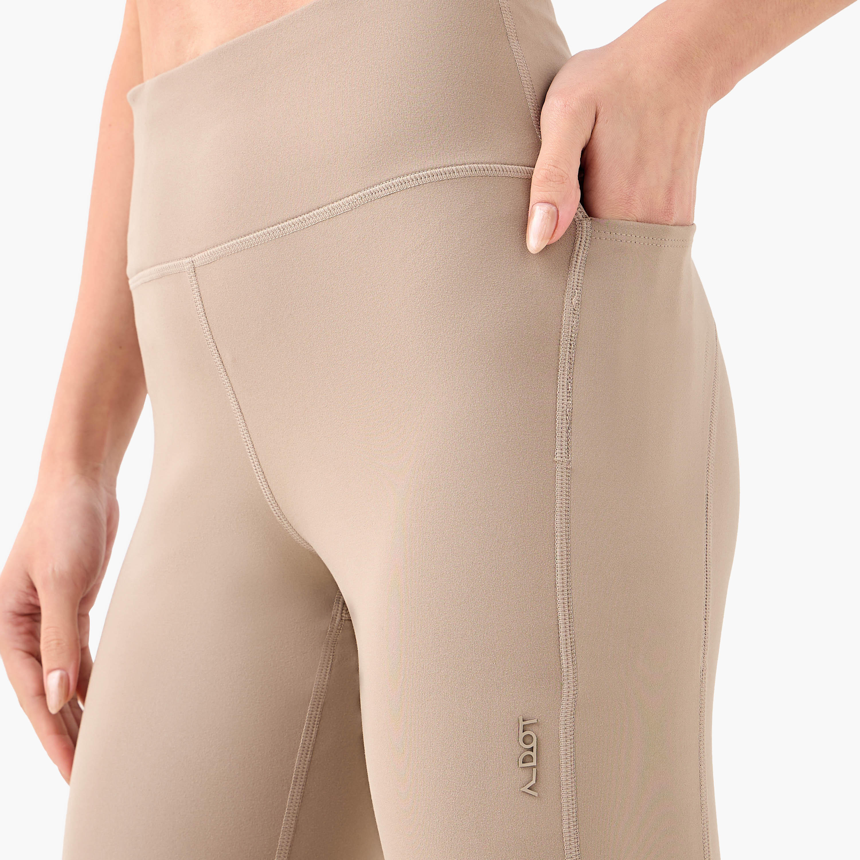 ليقنز رياضي بقصة ضيقة-sports-women-clothing-activewearleggings-image-4