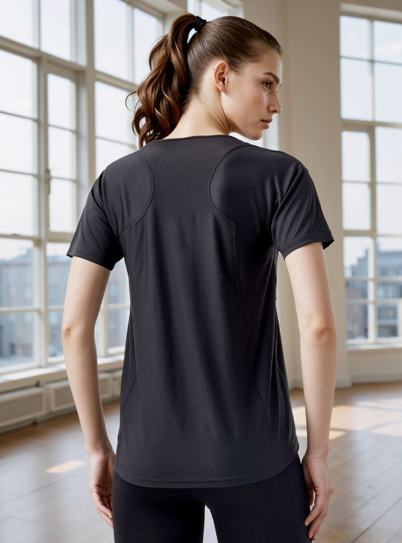 تيشيرت بقصّة عادية وياقة ضيقة وأكمام قصيرة-women-clothing-tshirts-image-3