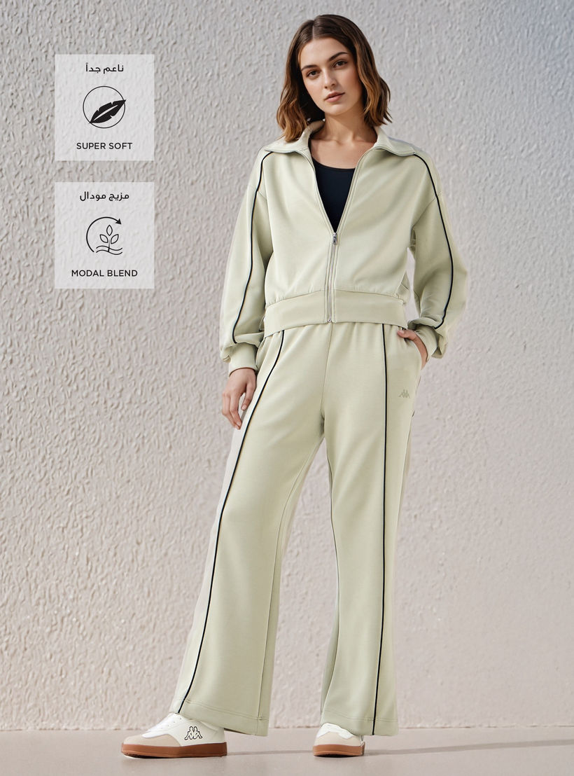 بنطال رياضي من كابا بقصة عادية وتفاصيل شريطية-women-clothing-bottoms-joggers-image-2