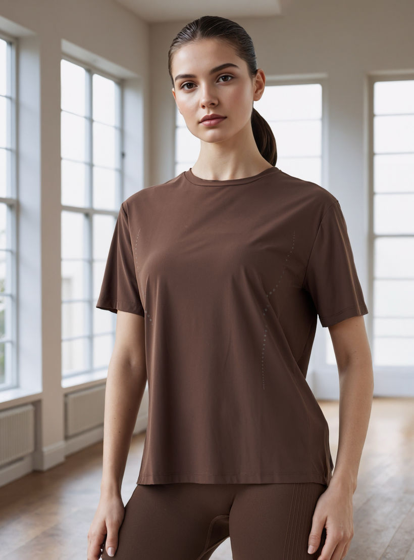 تيشيرت رياضي بقصة عادية-women-clothing-tshirts-image-5