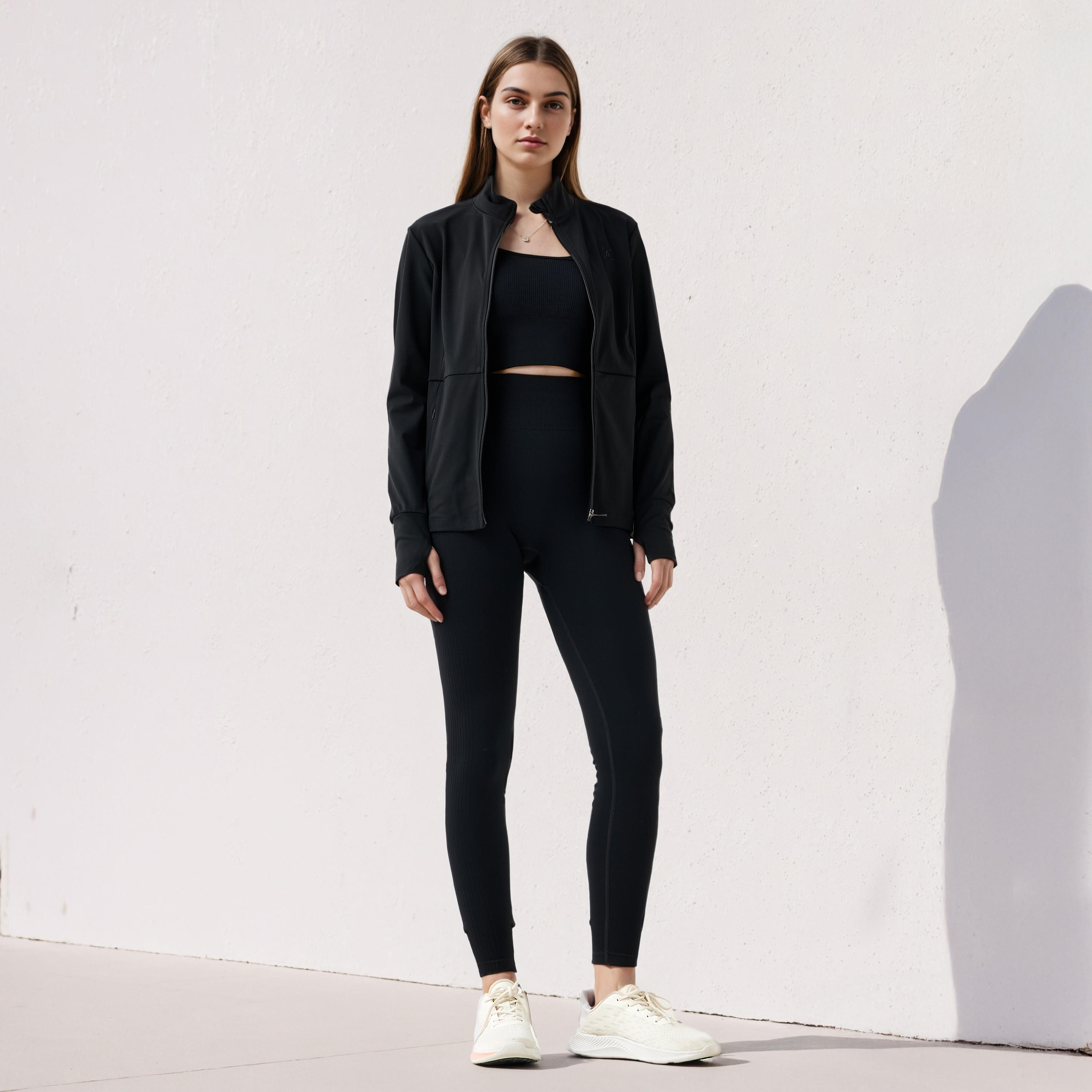 جاكيت بسحاب إغلاق وياقة عالية وتفاصيل فتحة إبهام-women-clothing-sportswearandactivewear-coatsandjackets-jackets-image-4