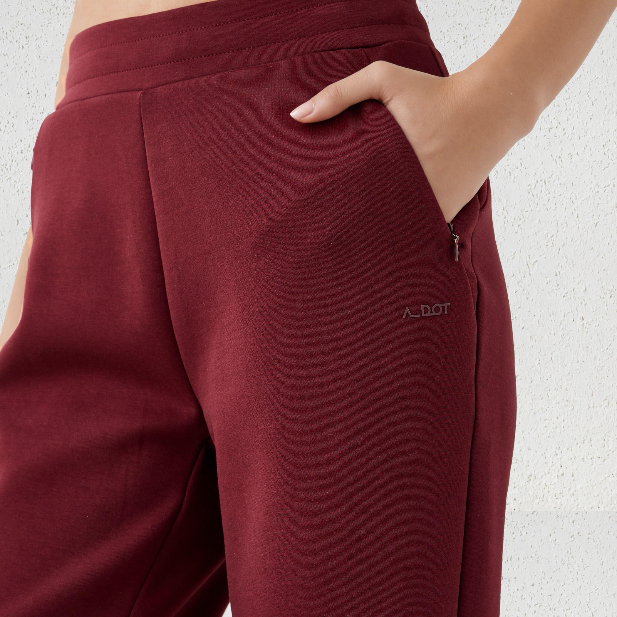 Women Regular Fit Zip Pocket Track Pants-women-clothing-sportswearandactivewear-trackpantsandtracksuits-image-5