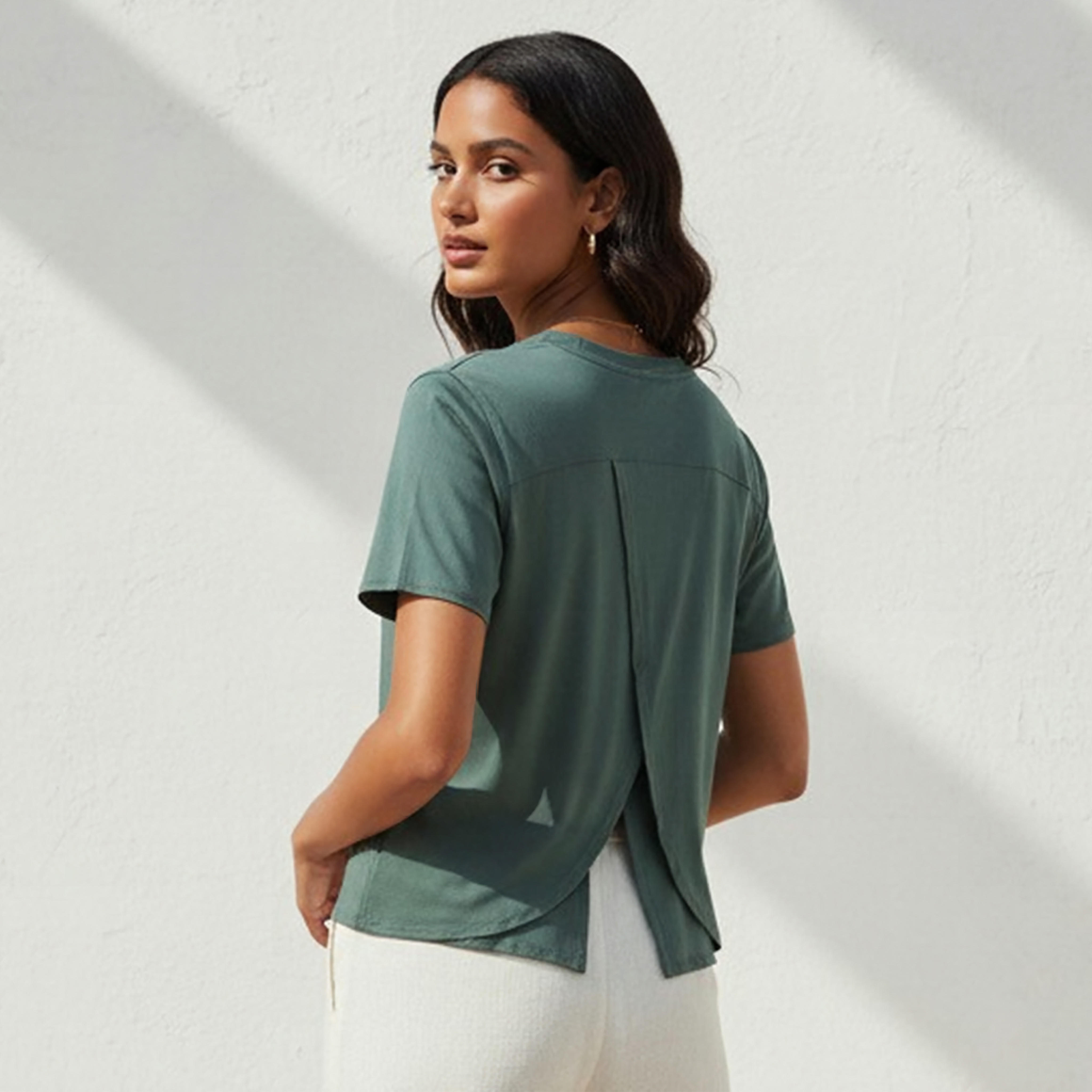 تيشيرت تدريب للنساء-women-clothing-tshirts-image-3