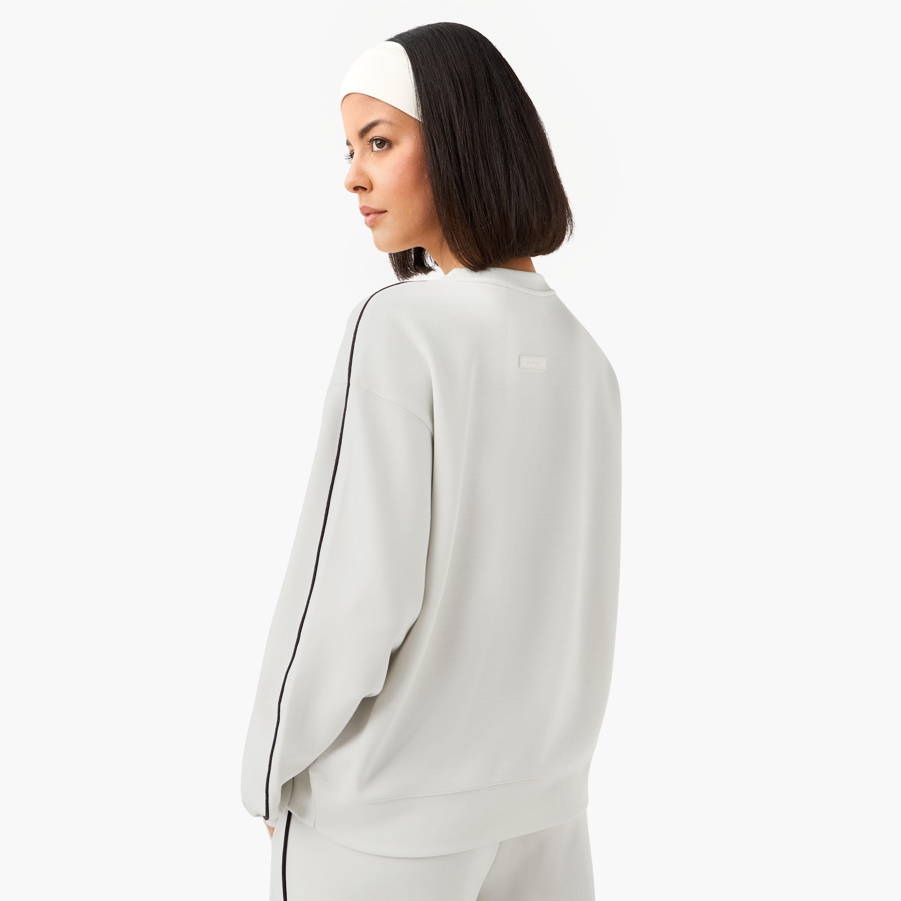 Women Contrast Piping Sweatshirt-women-clothing-coordsets-image-3