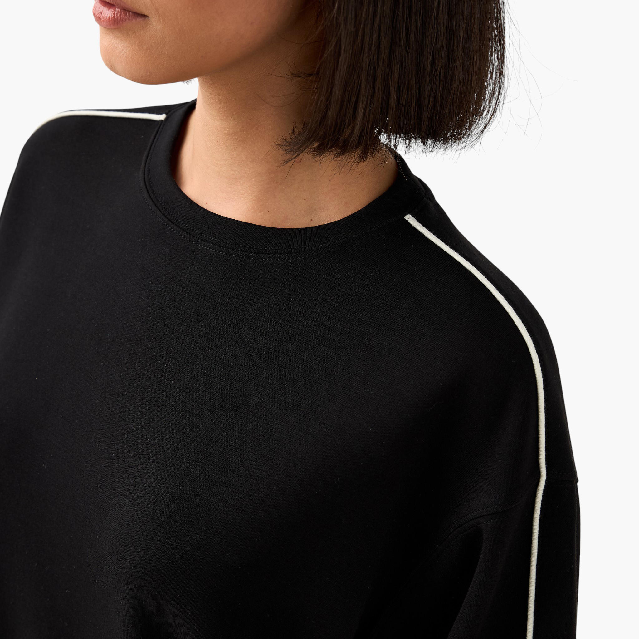 Women Contrast Piping Sweatshirt-women-clothing-coordsets-image-5