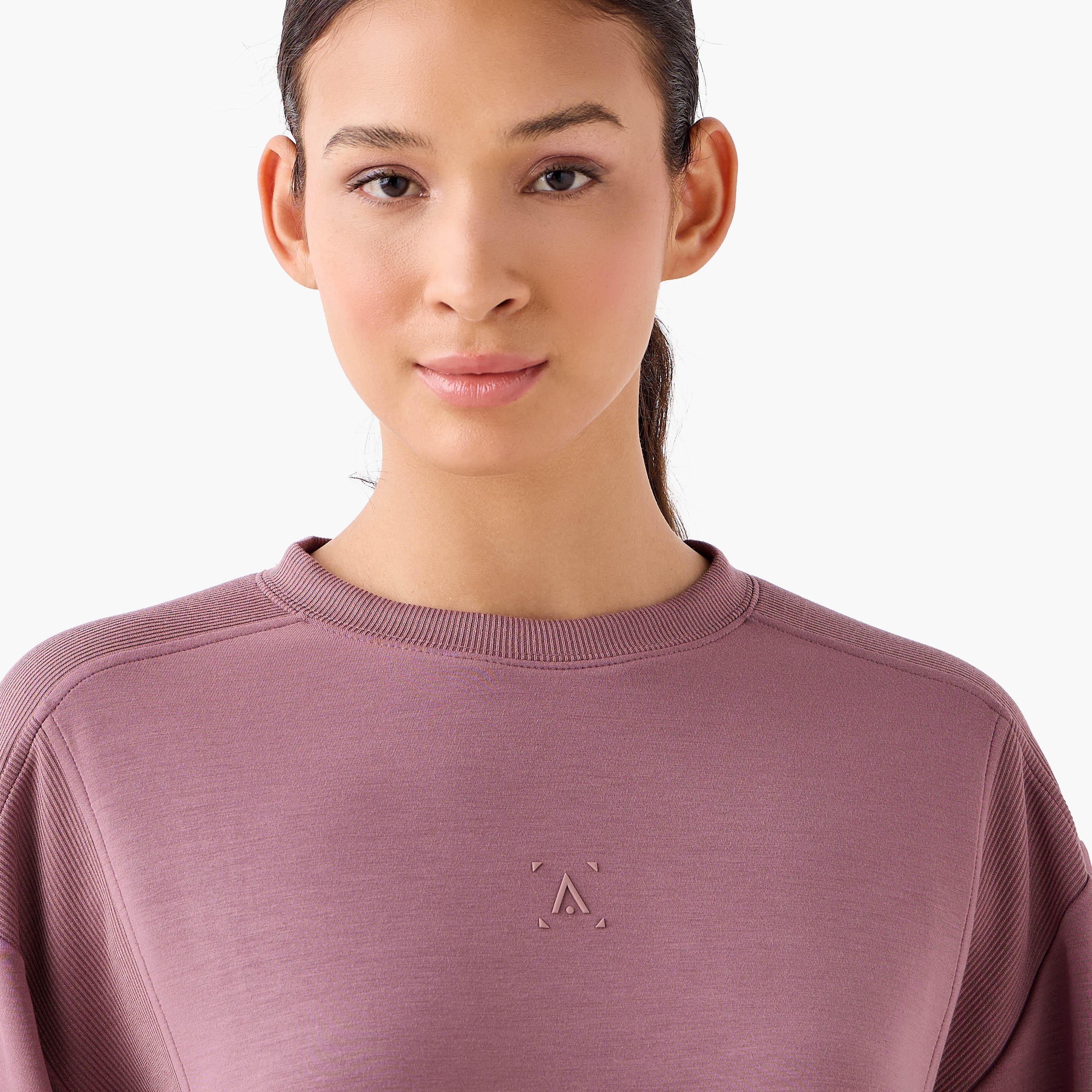 سويت شيرت ناعم للنساء-women-clothing-sportswearandactivewear-hoodiesandsweatshirts-image-5